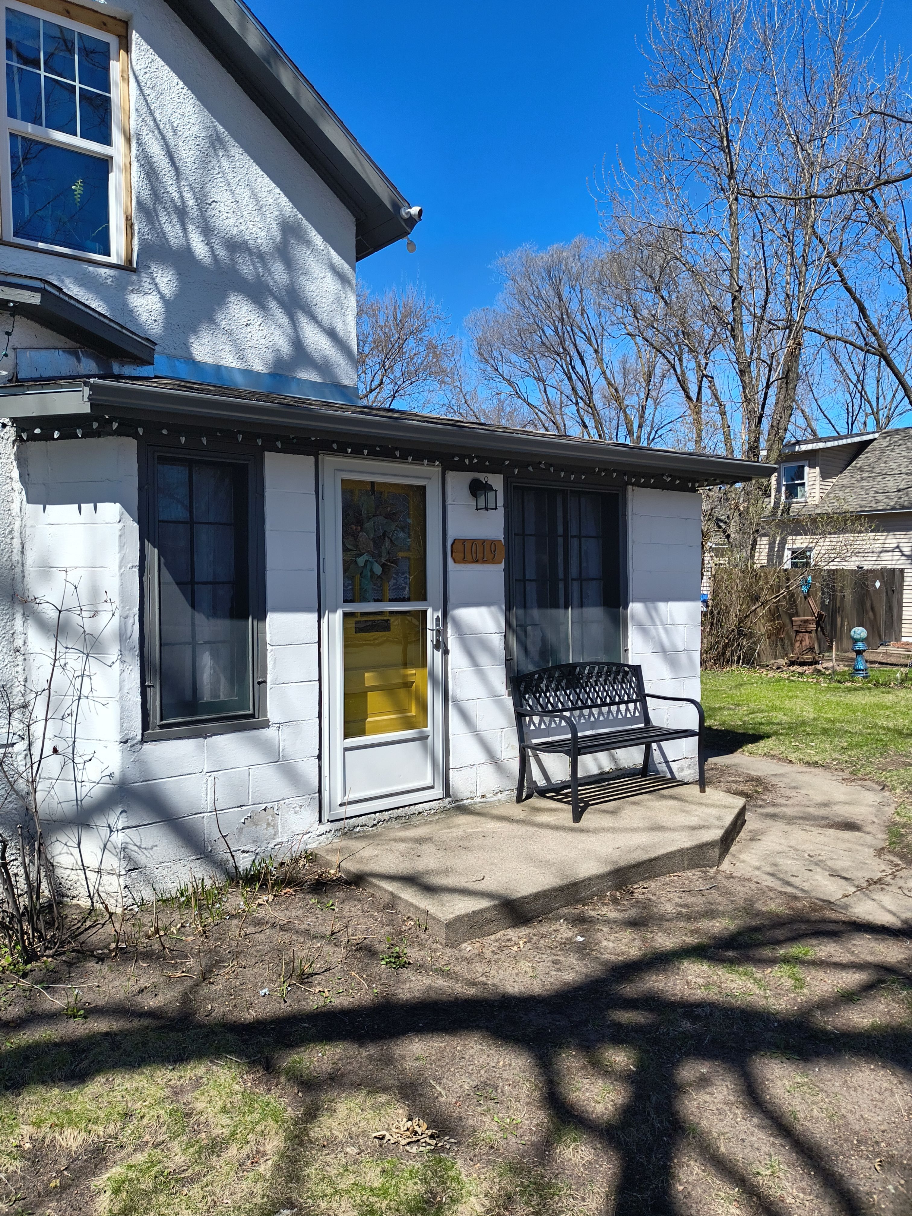Seamless Gutter Installation in St. Cloud MN | 5” Charcoal Gray Gutters & Gutter Guards by Next Level Seamless Gutters / Exteriors Inc.