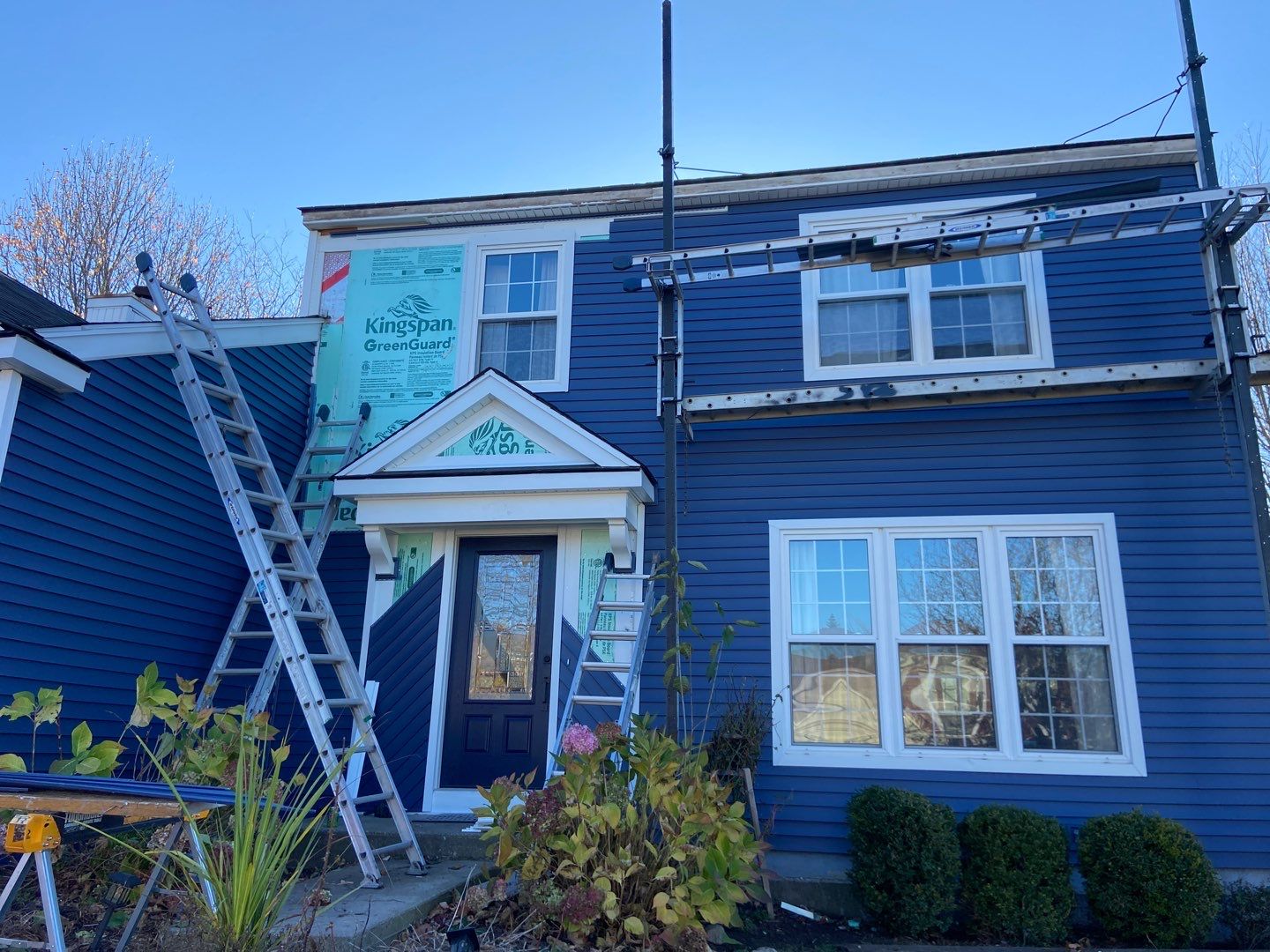 Siding Replacement using Certainteed Restoration Classic D4 Midnight Blue by 180 Contractors