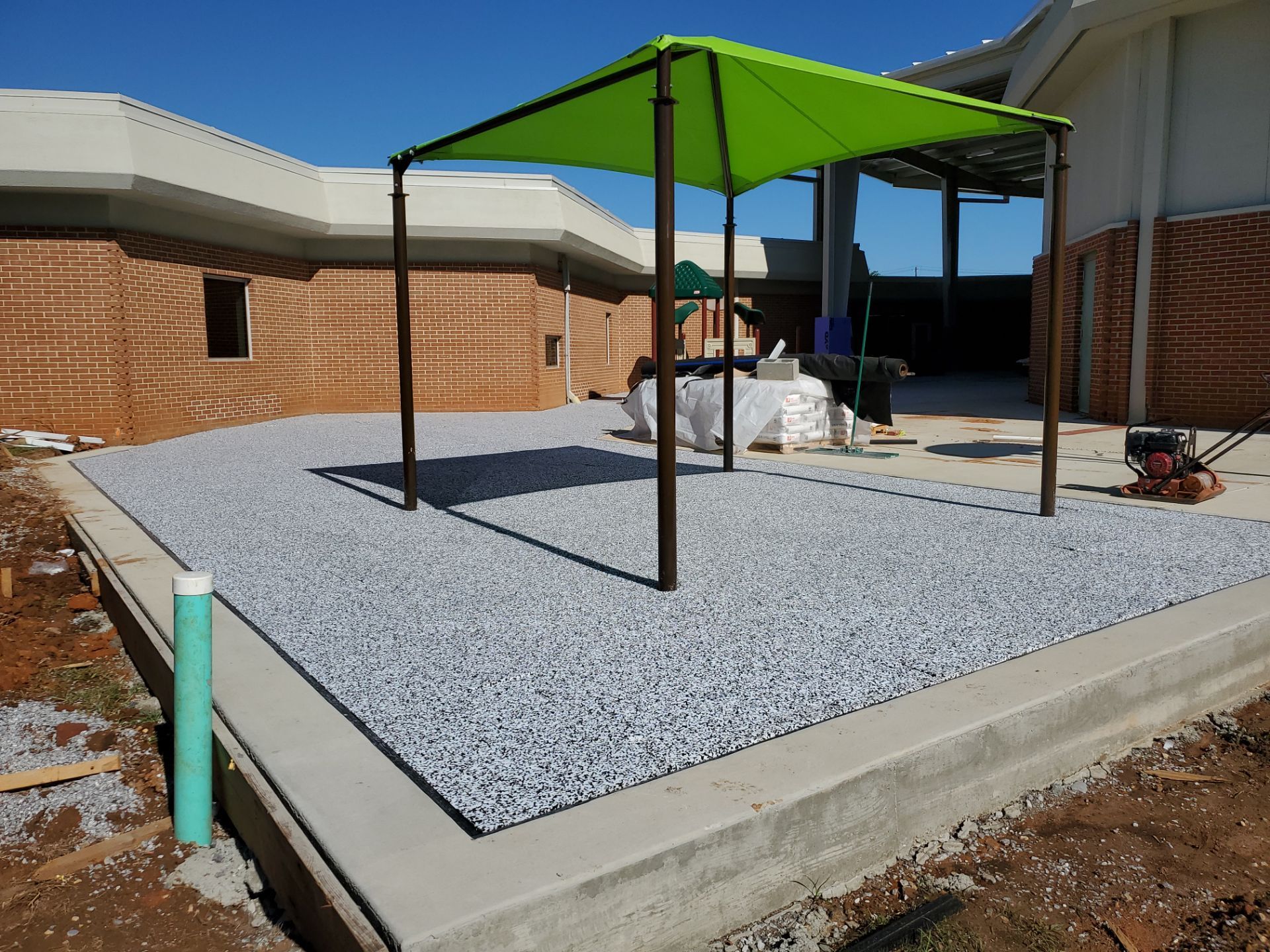 KRK Tuscaloosa Courtyard by Southwest Greens Midwest