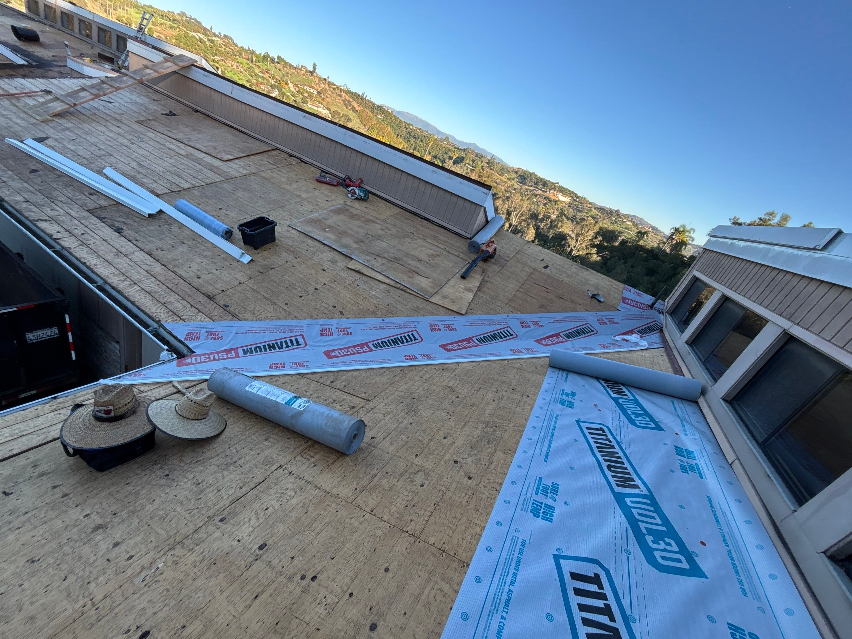 Fallbrook Roof Replacement | Owens Corning Duration Cool Night Sky by Zenith Roofing Services 