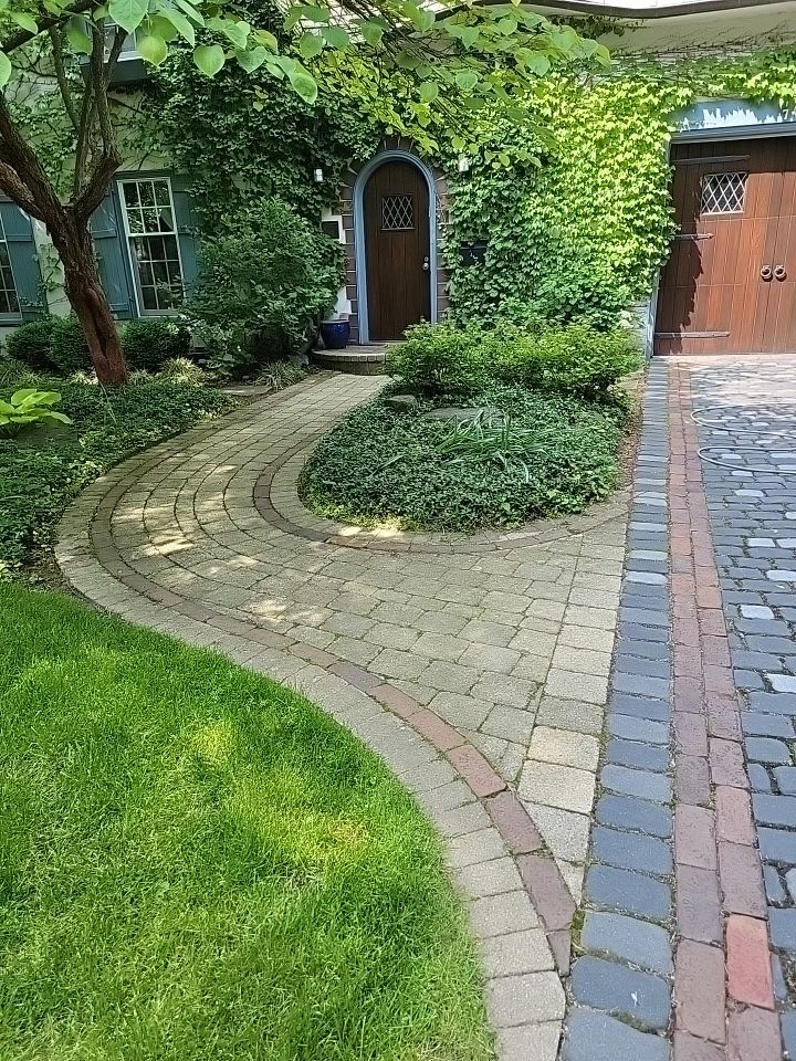 Glencoe, IL brick paver clean sand seal, repair, and reseal by Northern Power Washing LLC.