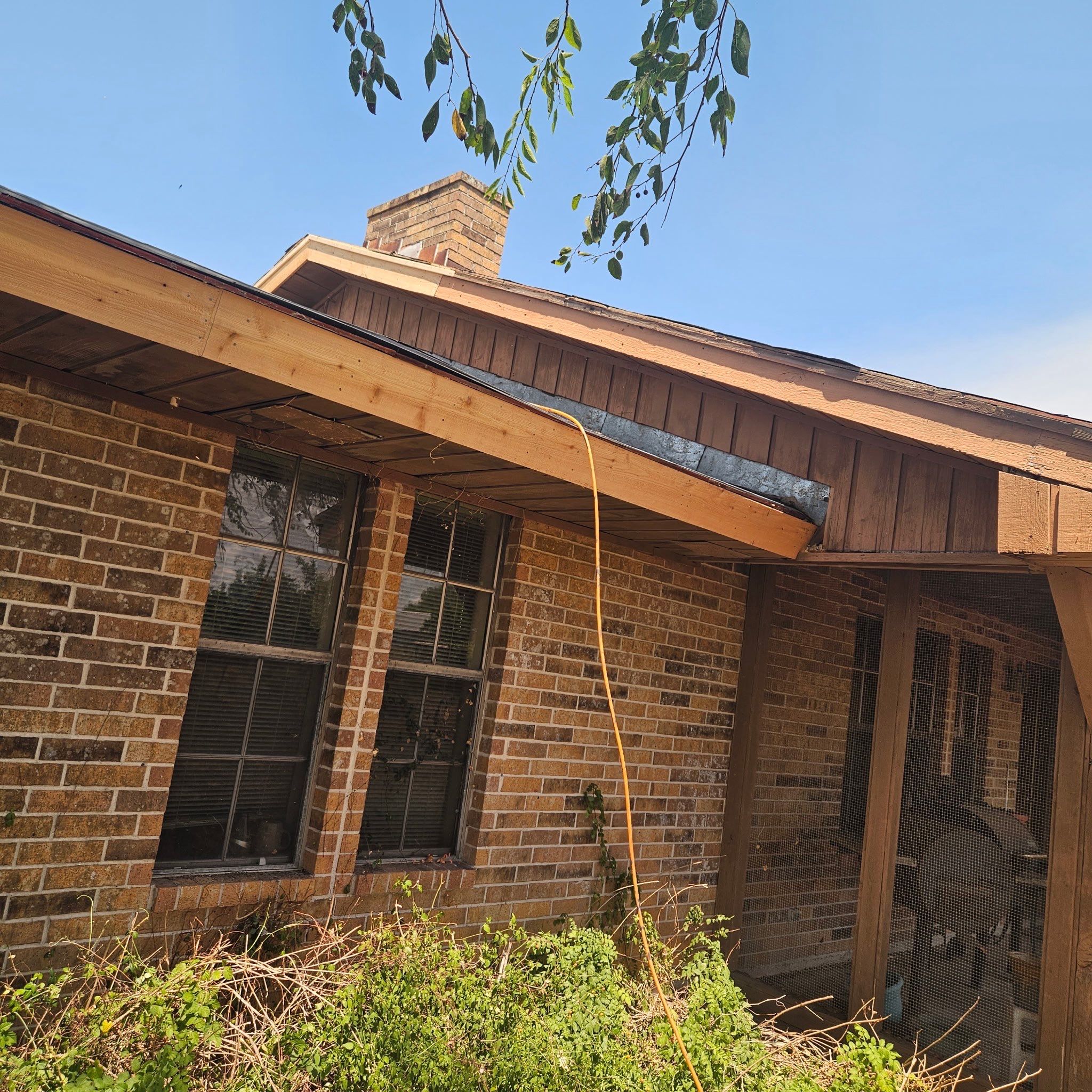 Country Roofing by Bayfront Roofing and Construction