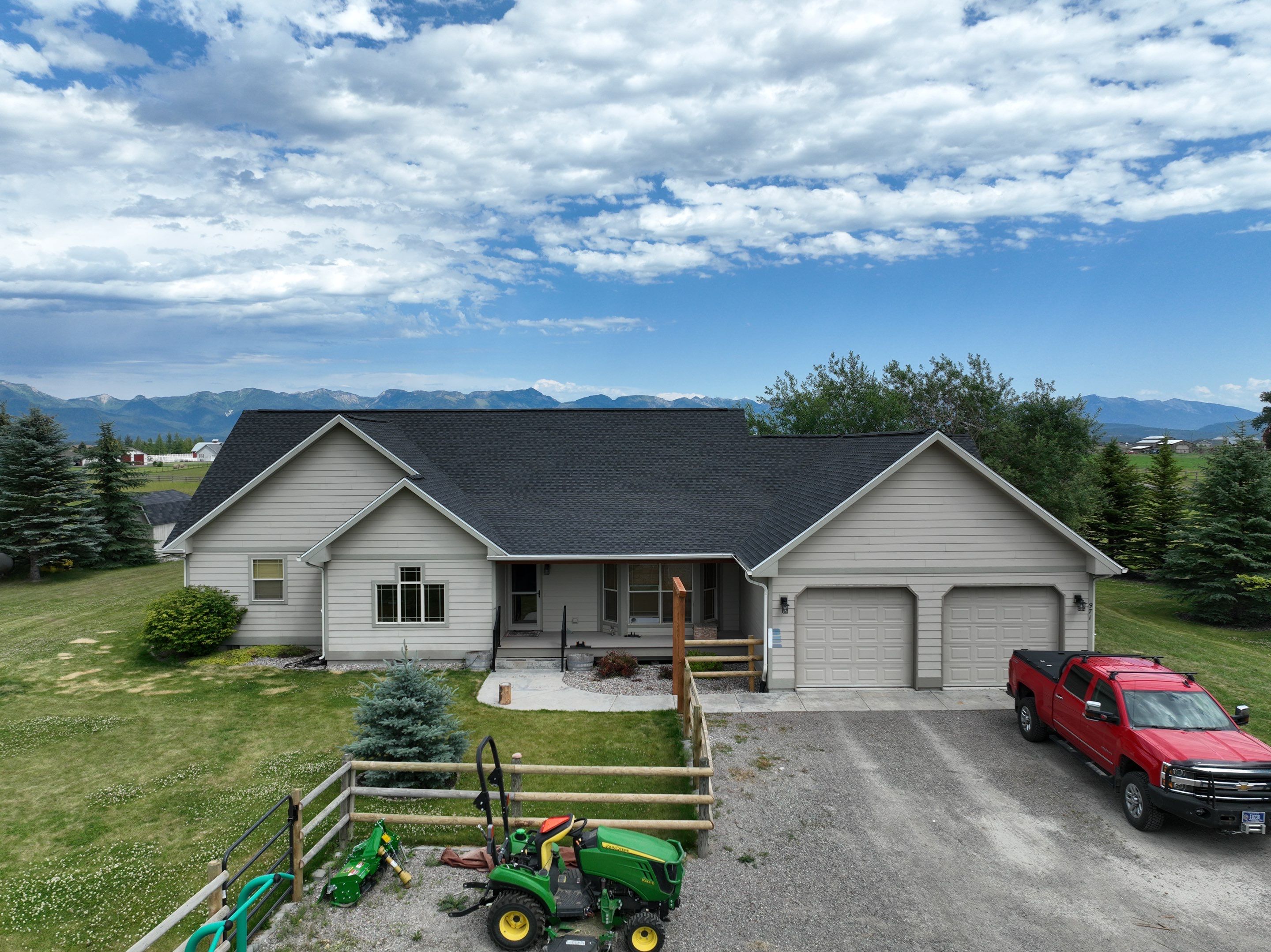 GAF Timberline HDZ - Charcoal by Montana Roofing Solutions