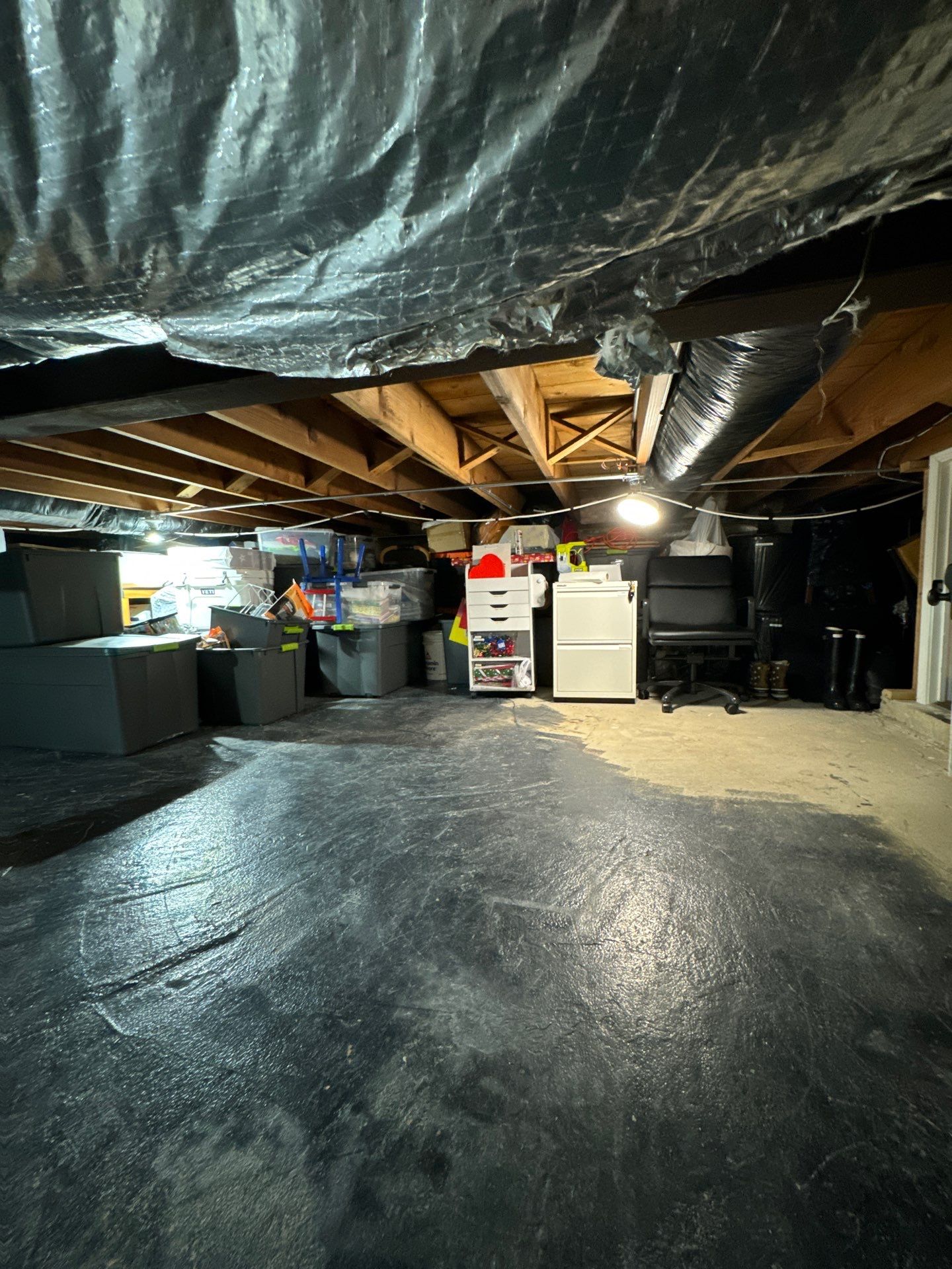 Crawlspace Sewage by Chicagoland Water Medics