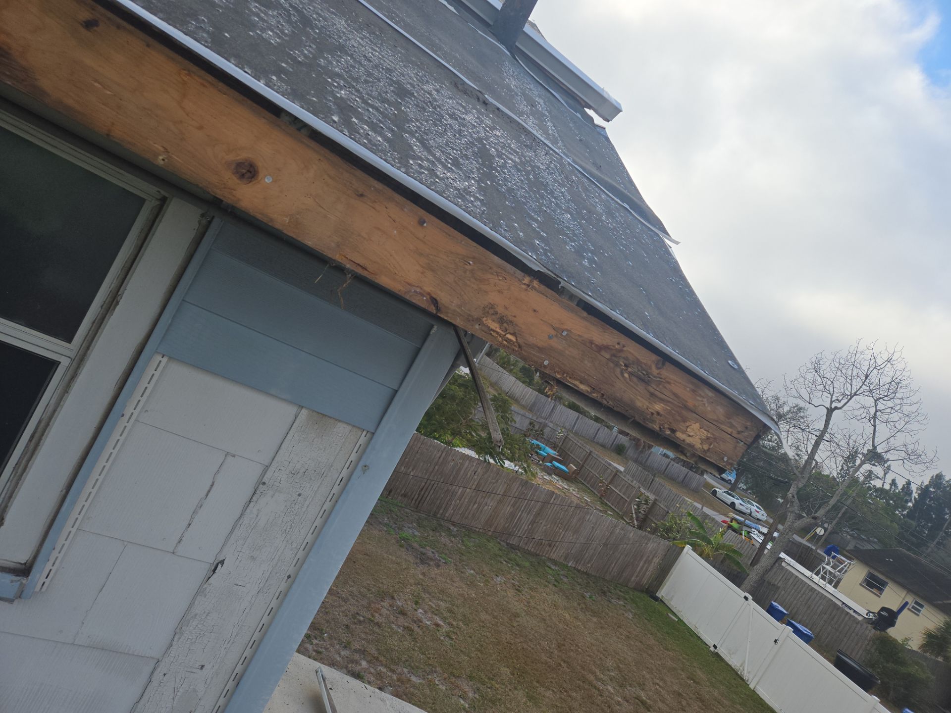 Project in St. Petersburg 33702 by Mitchell Roofing Company LLC