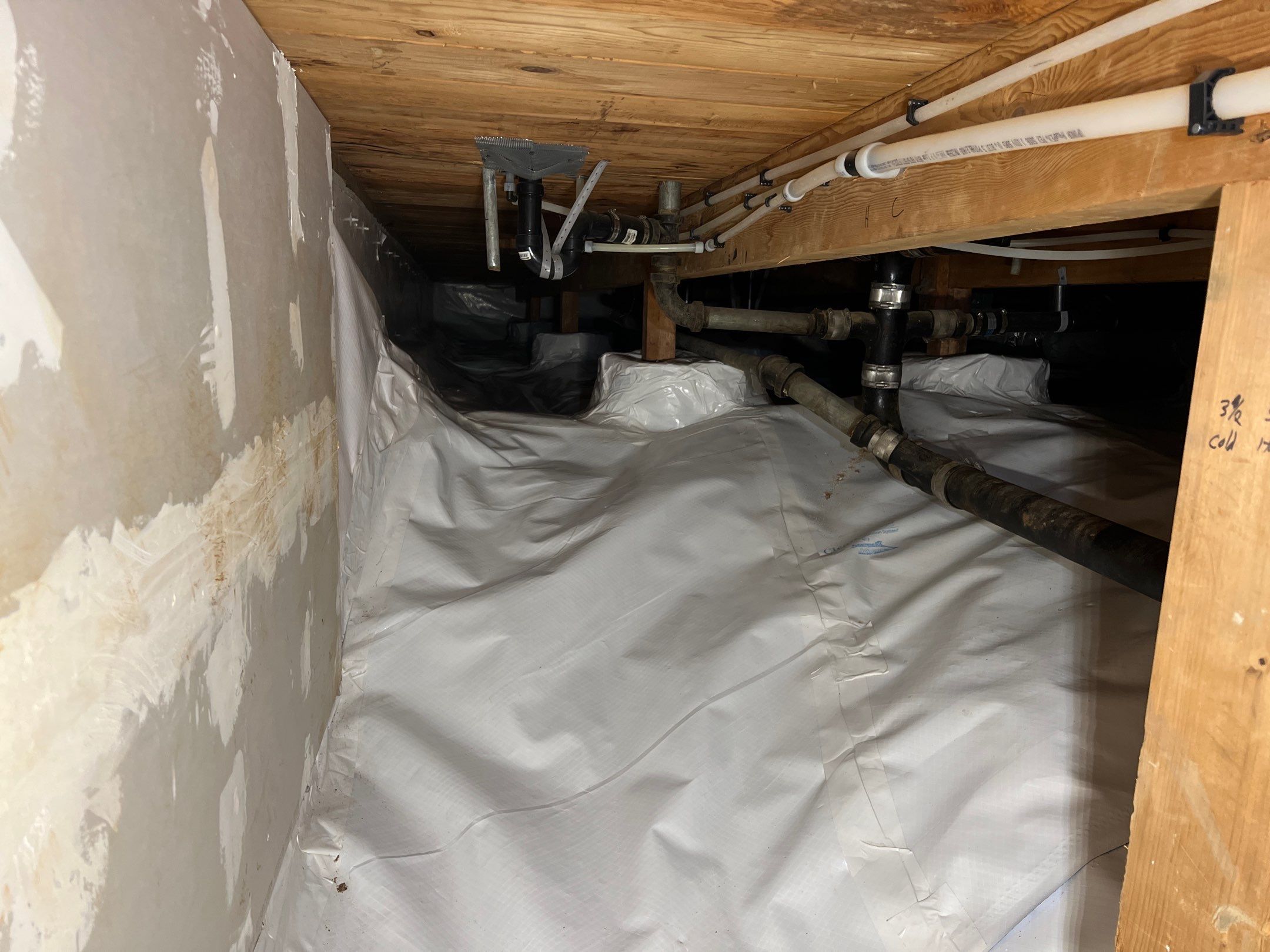 Sub-membrane Installation by JustRadon.Com