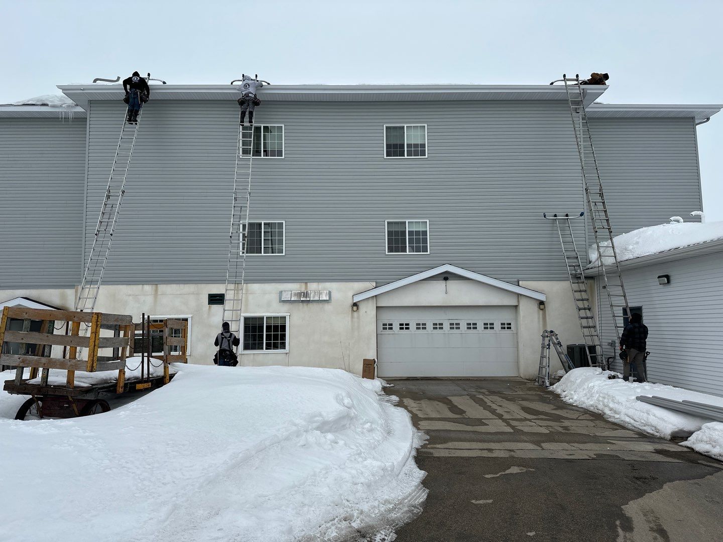 630' of White 5" Gutter in Morris by Next Level Seamless Gutters / Exteriors Inc.