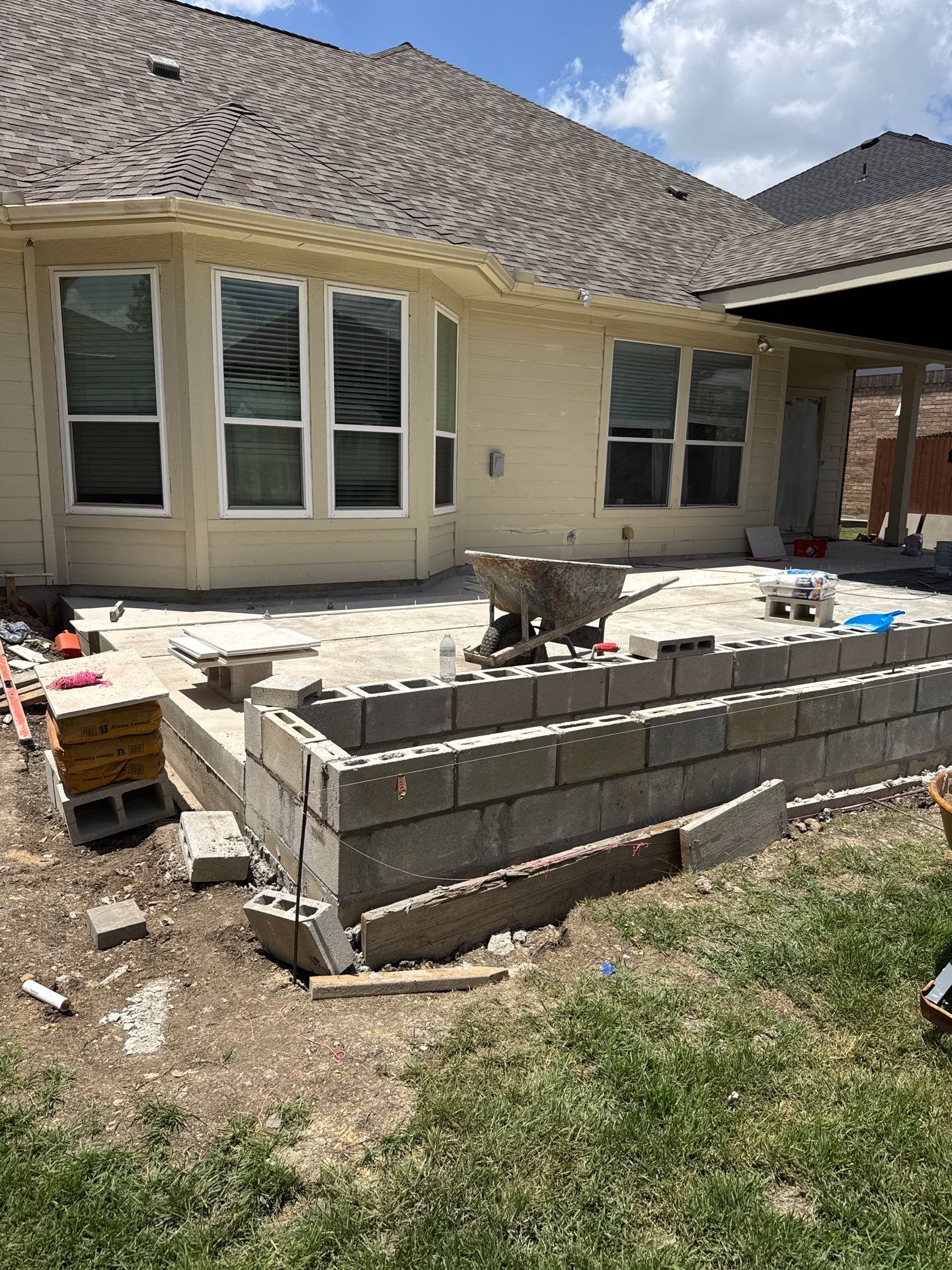 Buffalo Crossing, Cibolo Tx. by Hole In One Lawns, LLC