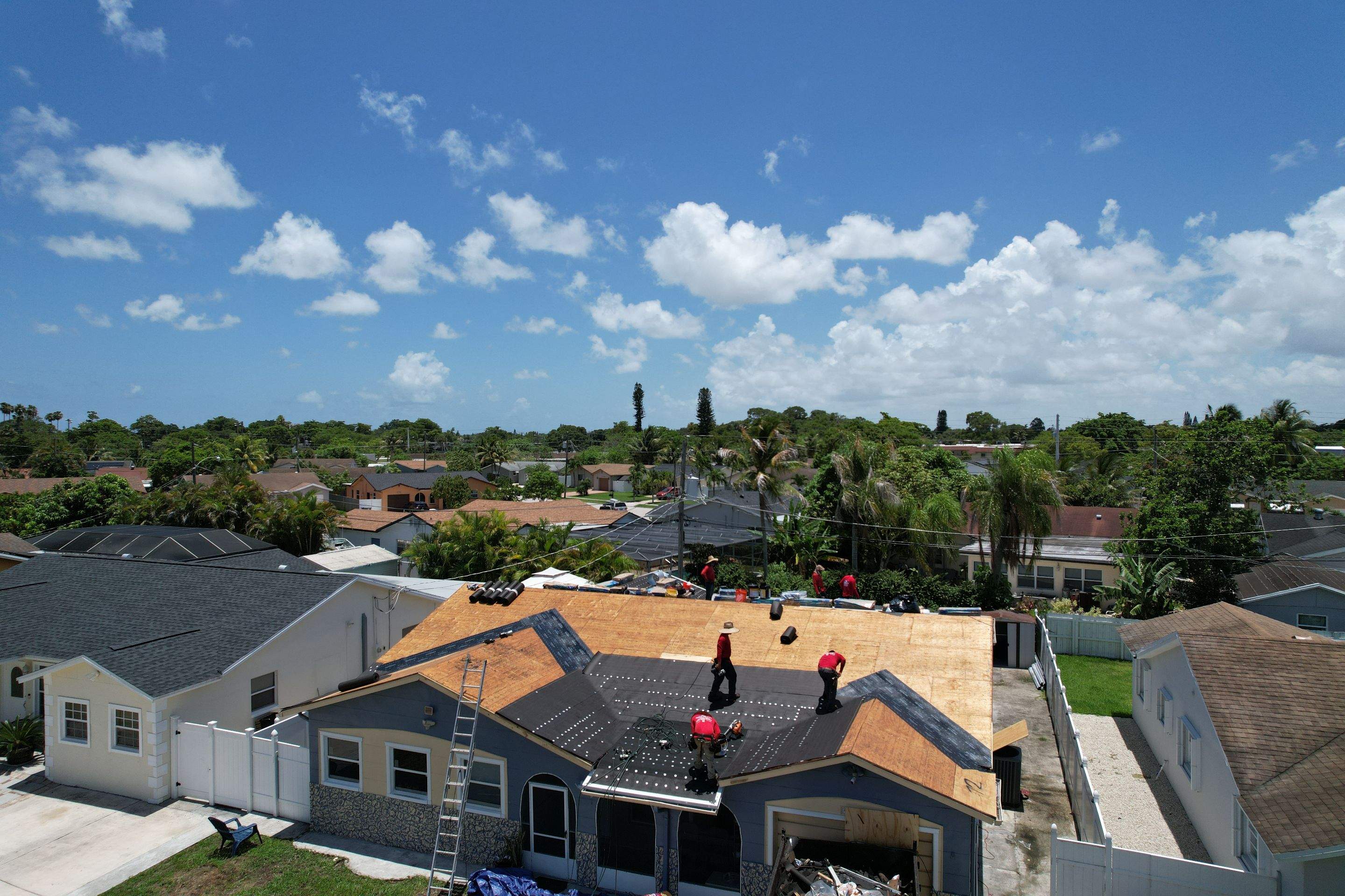 Shingles Roof in Boca Raton by Roofing Recovery