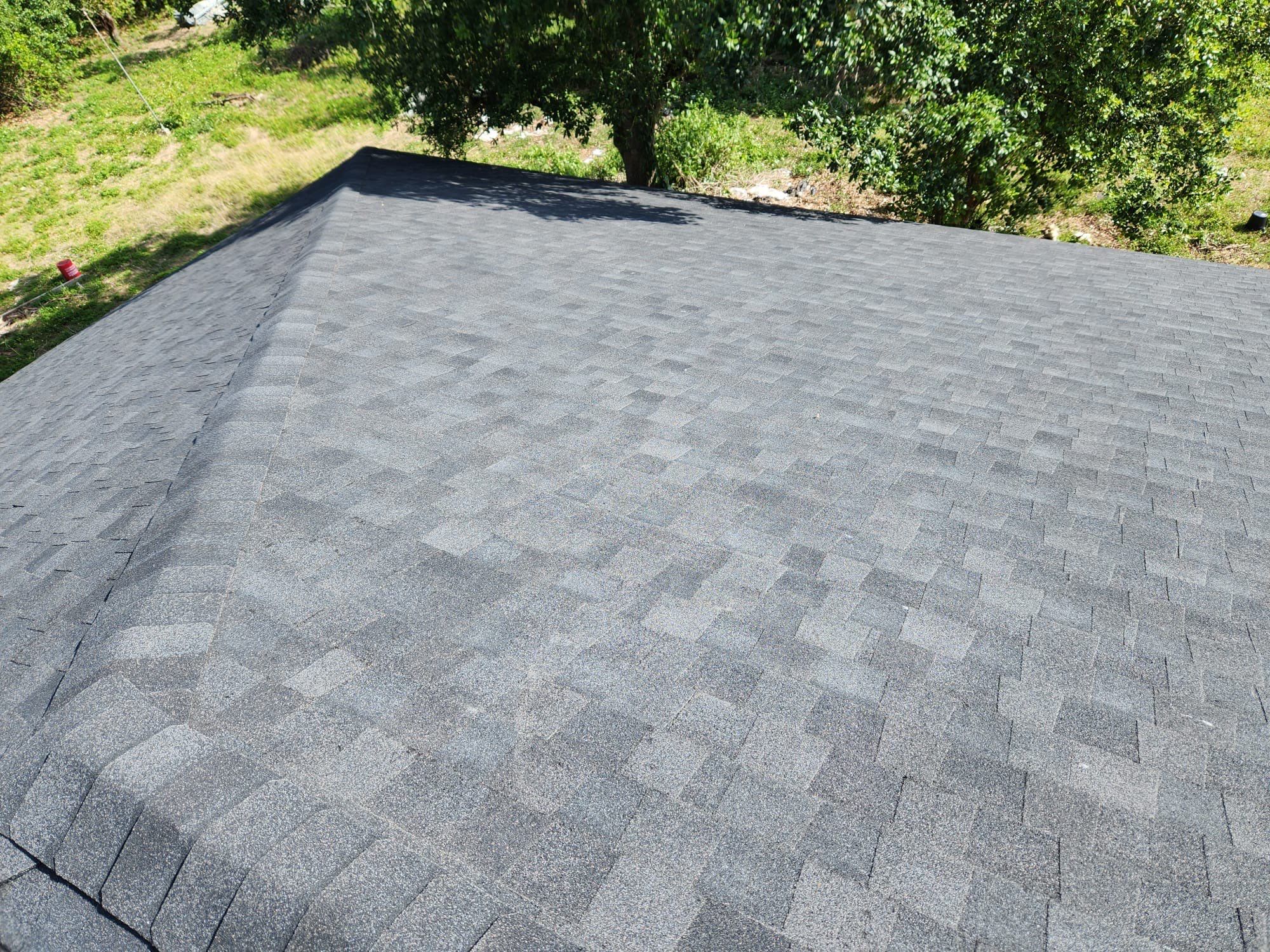 Shingle - CertainTeed Landmark Dimensional - Charcoal Black by Istueta Roofing