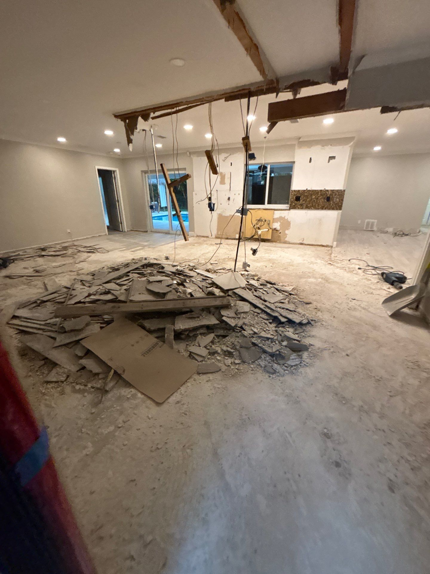 48x48 Flooring - East Boca Raton by Hevi Tile