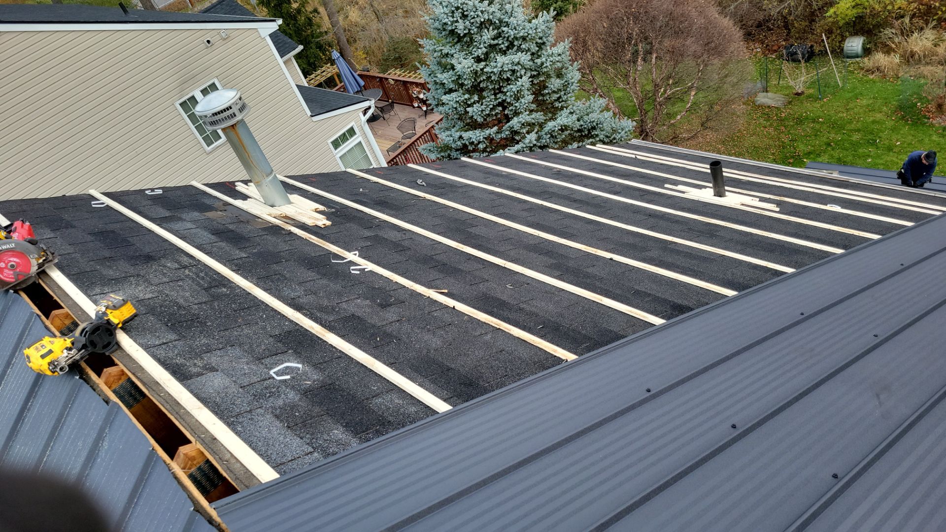 Weather Max Panel, Color: Ebony by Eagle Eye Roofing
