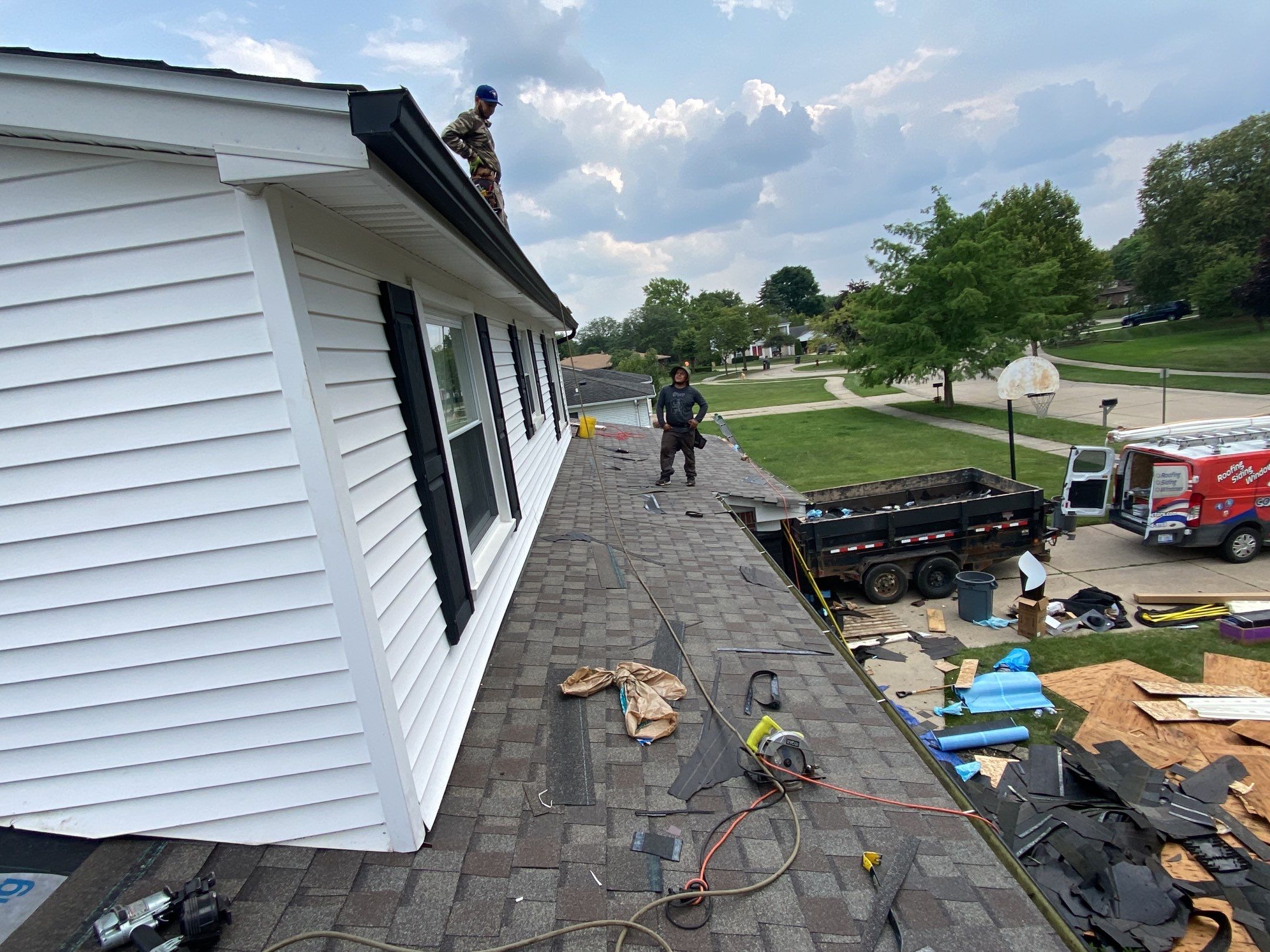 Roof Replacement using CertainTeed Landmark by 180 Contractors