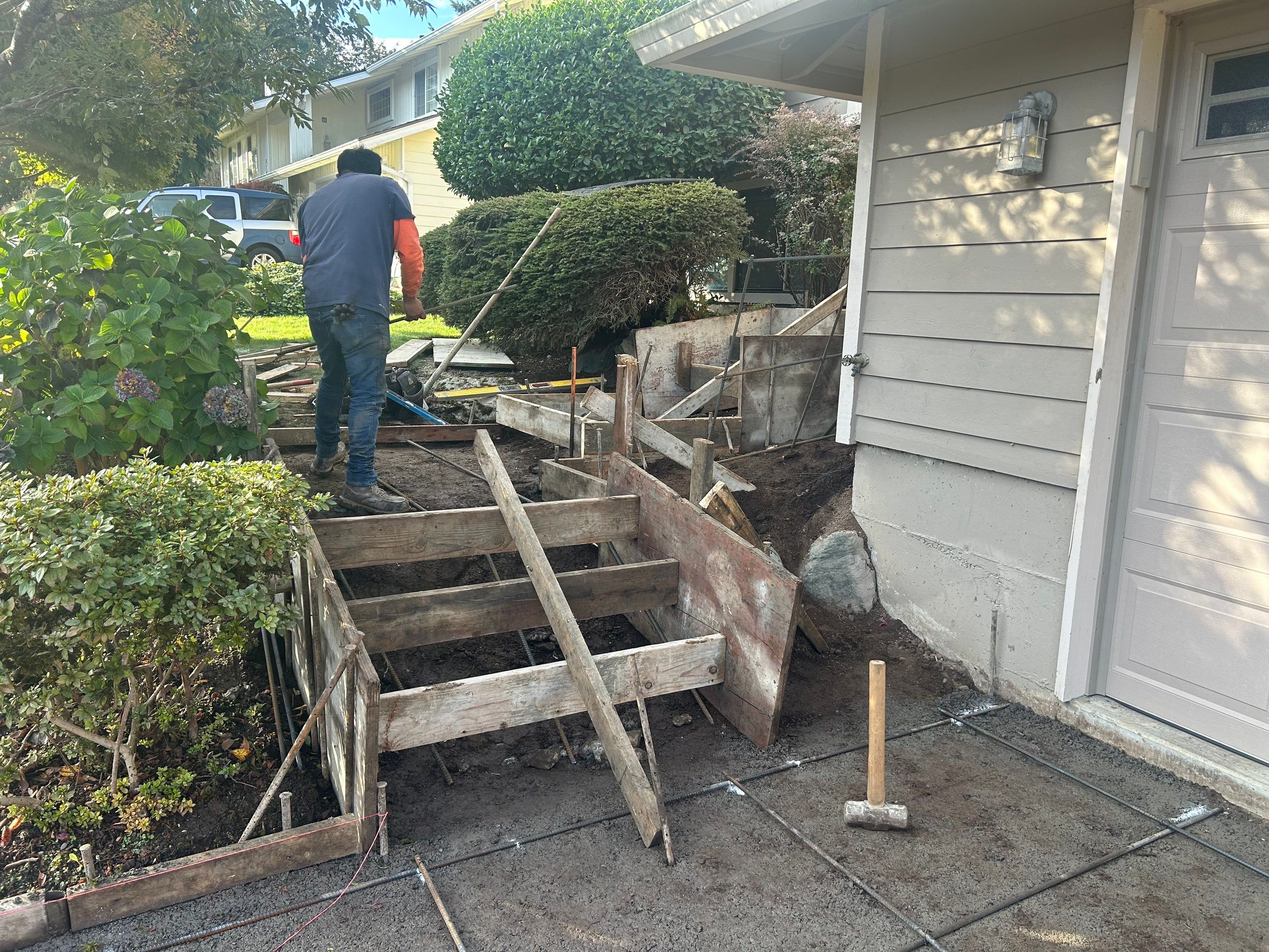 Laurie | Concrete Stairs  by Jireh Asphalt & Concrete Inc 