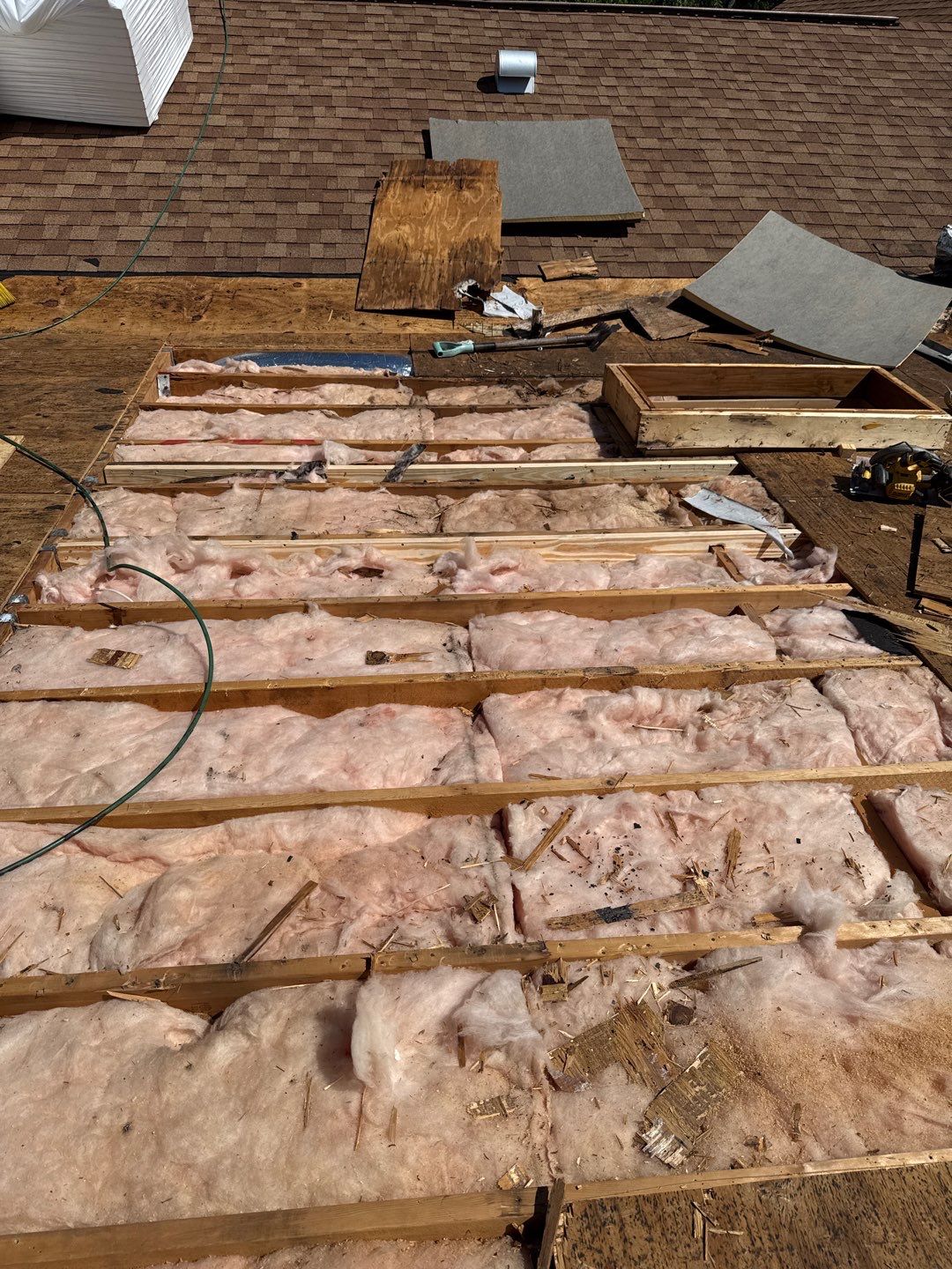 Project in Seminole 33772 by Mitchell Roofing Company LLC 