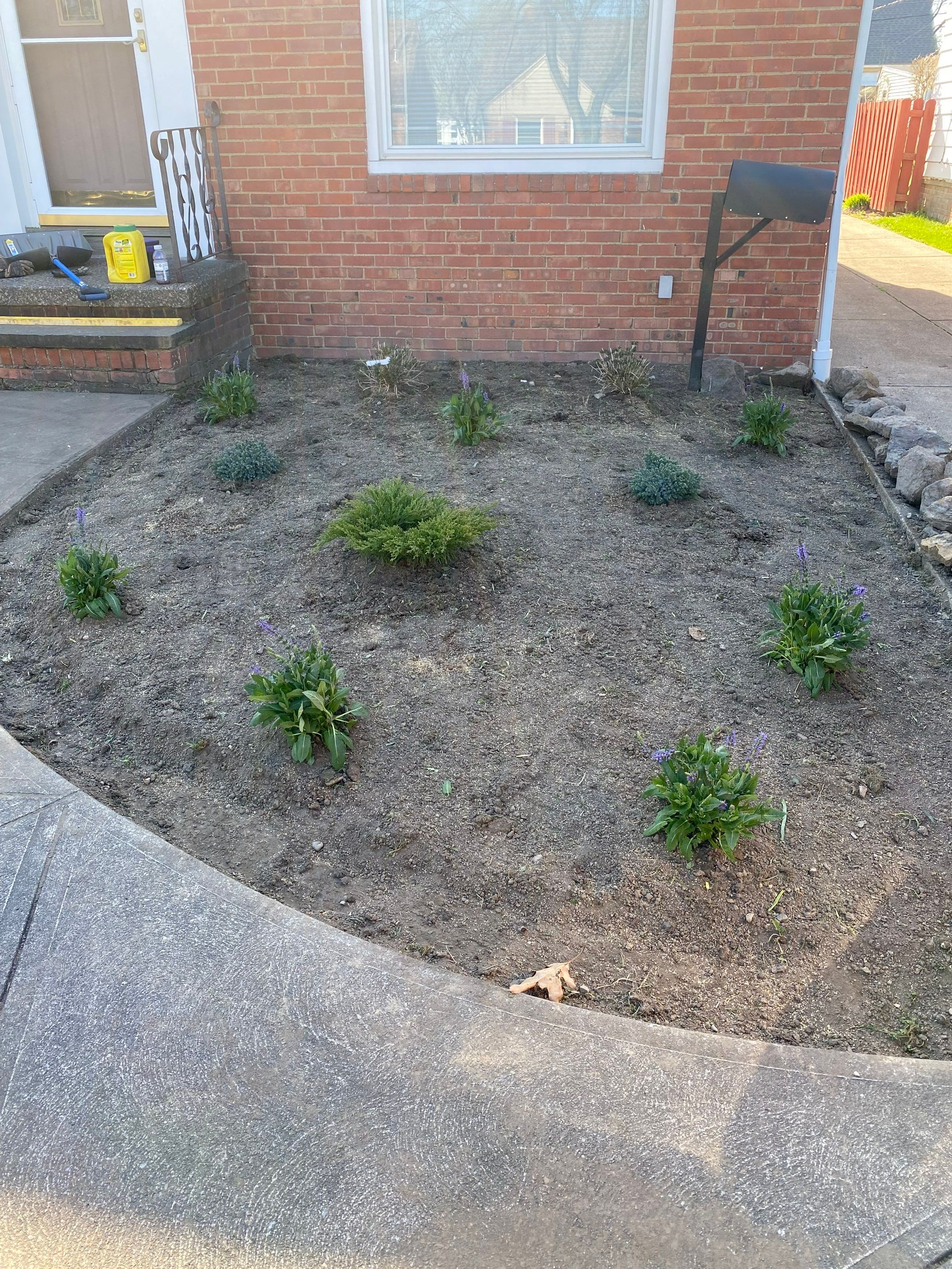 Front Bed Install by Elm Rose Gardens