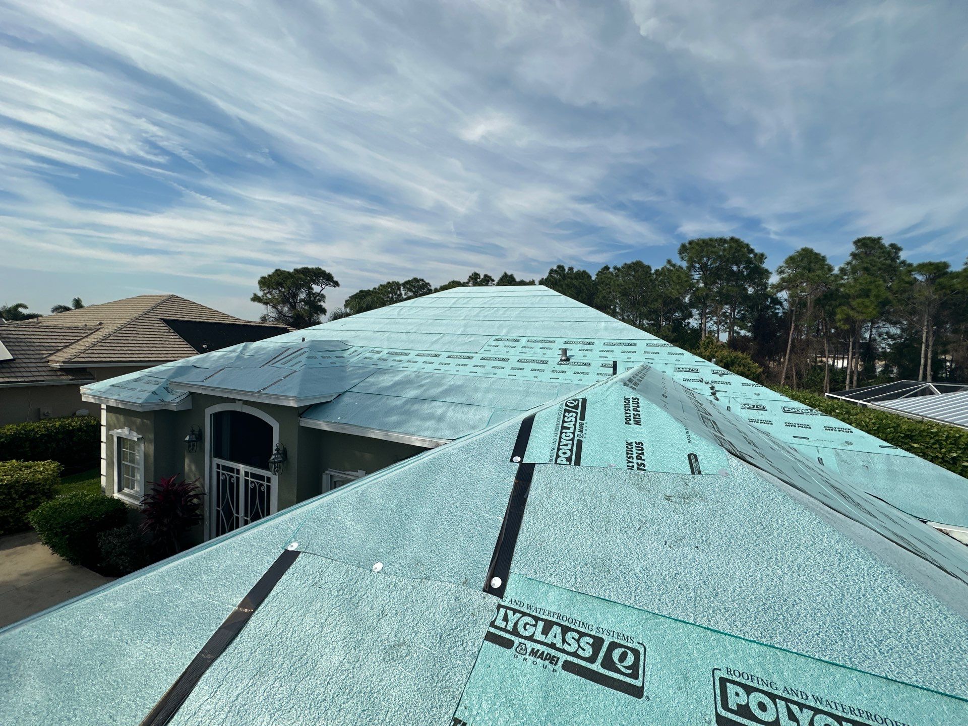 Champagne Standing Seam by Reimagine Roofing