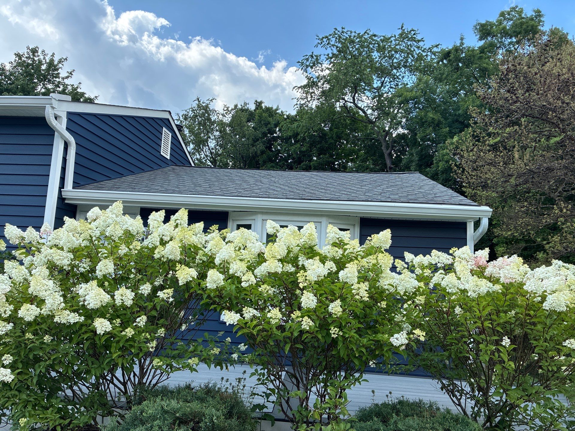 Full House Siding Renovation with CedarMAX Insulated Provia Siding by Ideal Siding Pittsburgh