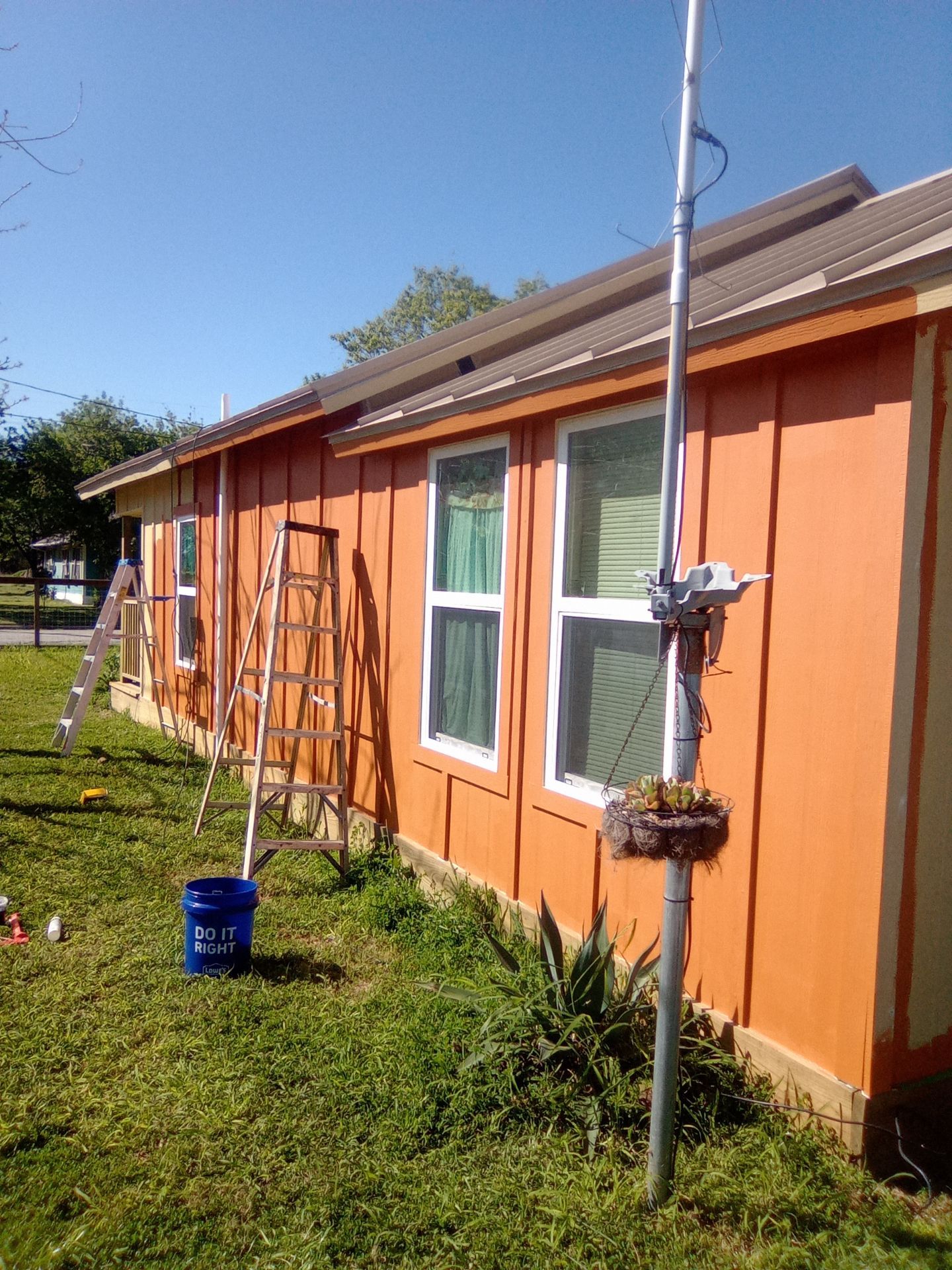Vinyl to Hardie by Bayfront Roofing and Construction