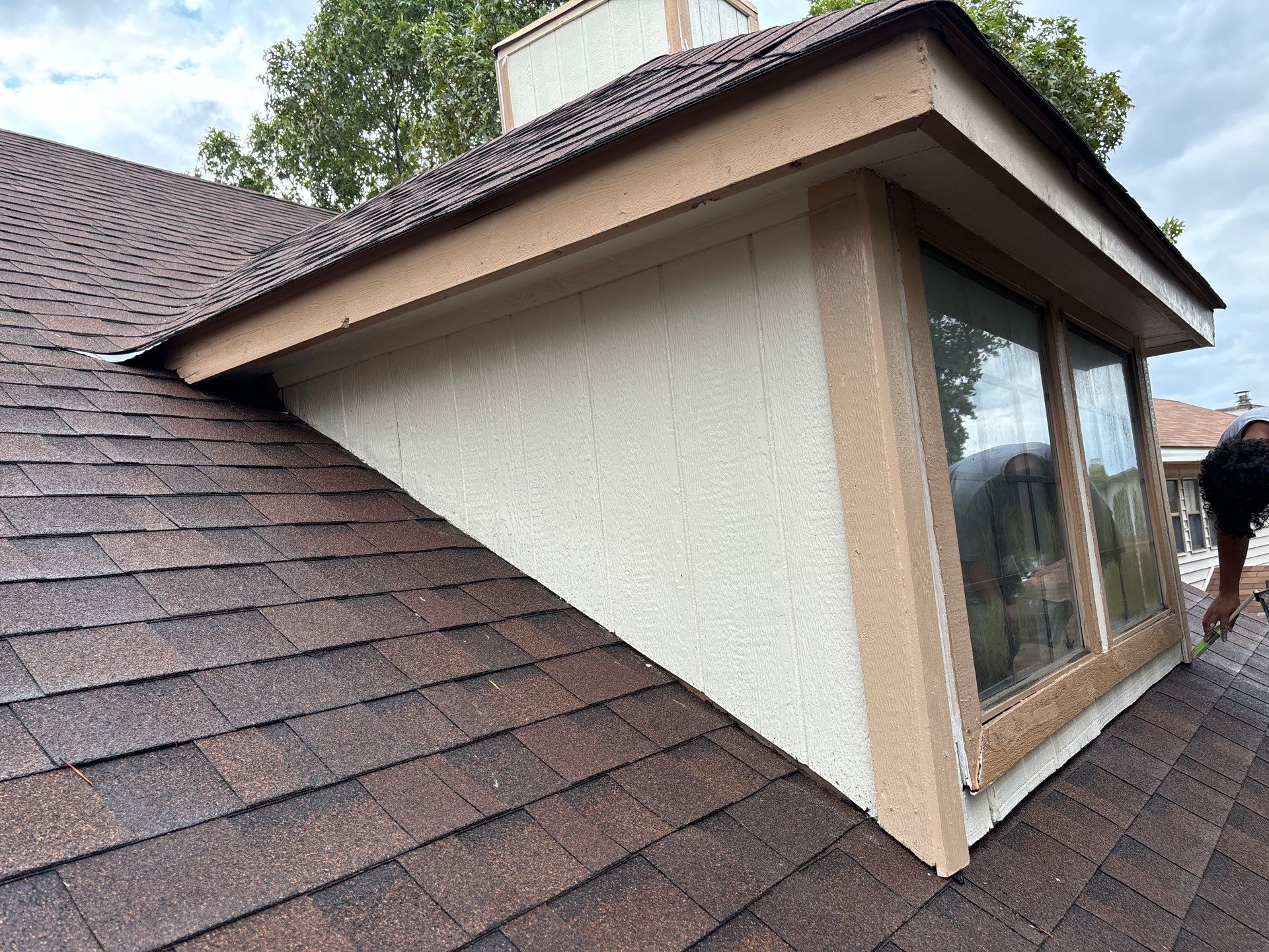 Siding Repair 78250 | Roof Repair | San Antonio Roofer by Rox Roofing