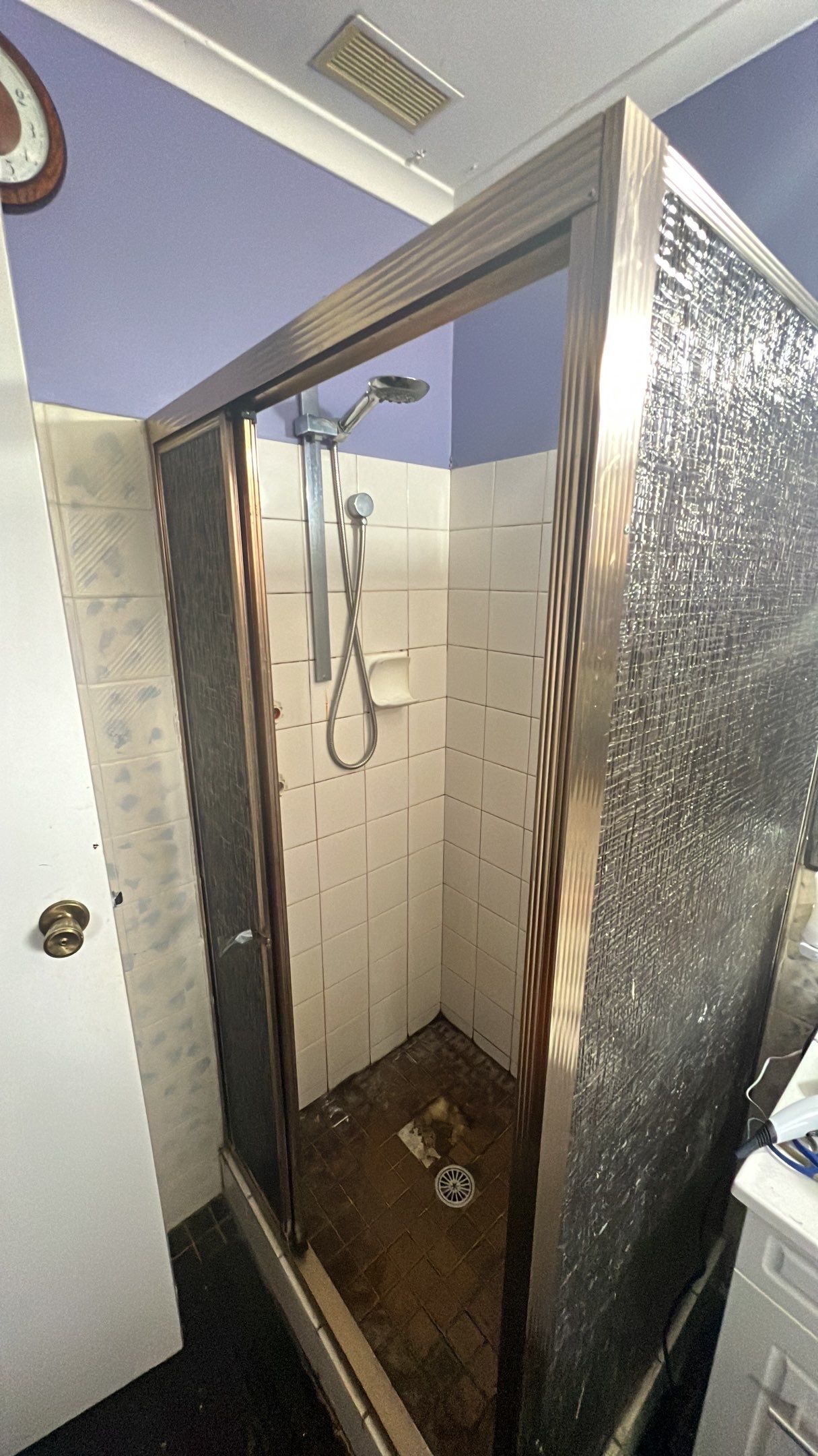 Main Bathroom & Toilet Renovation by Re-seal Bathrooms