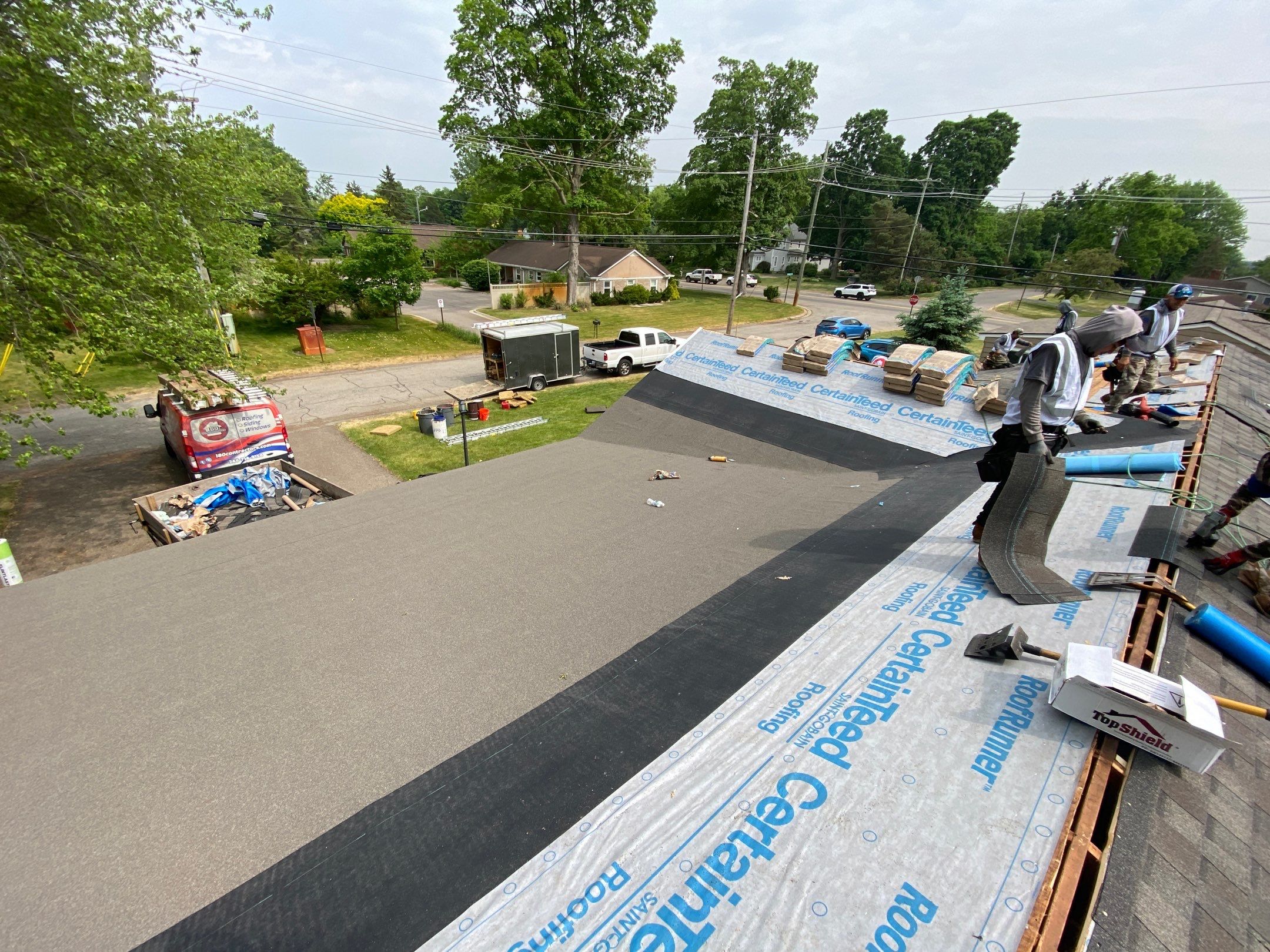 Roof Replacement using CertainTeed Landmark by 180 Contractors