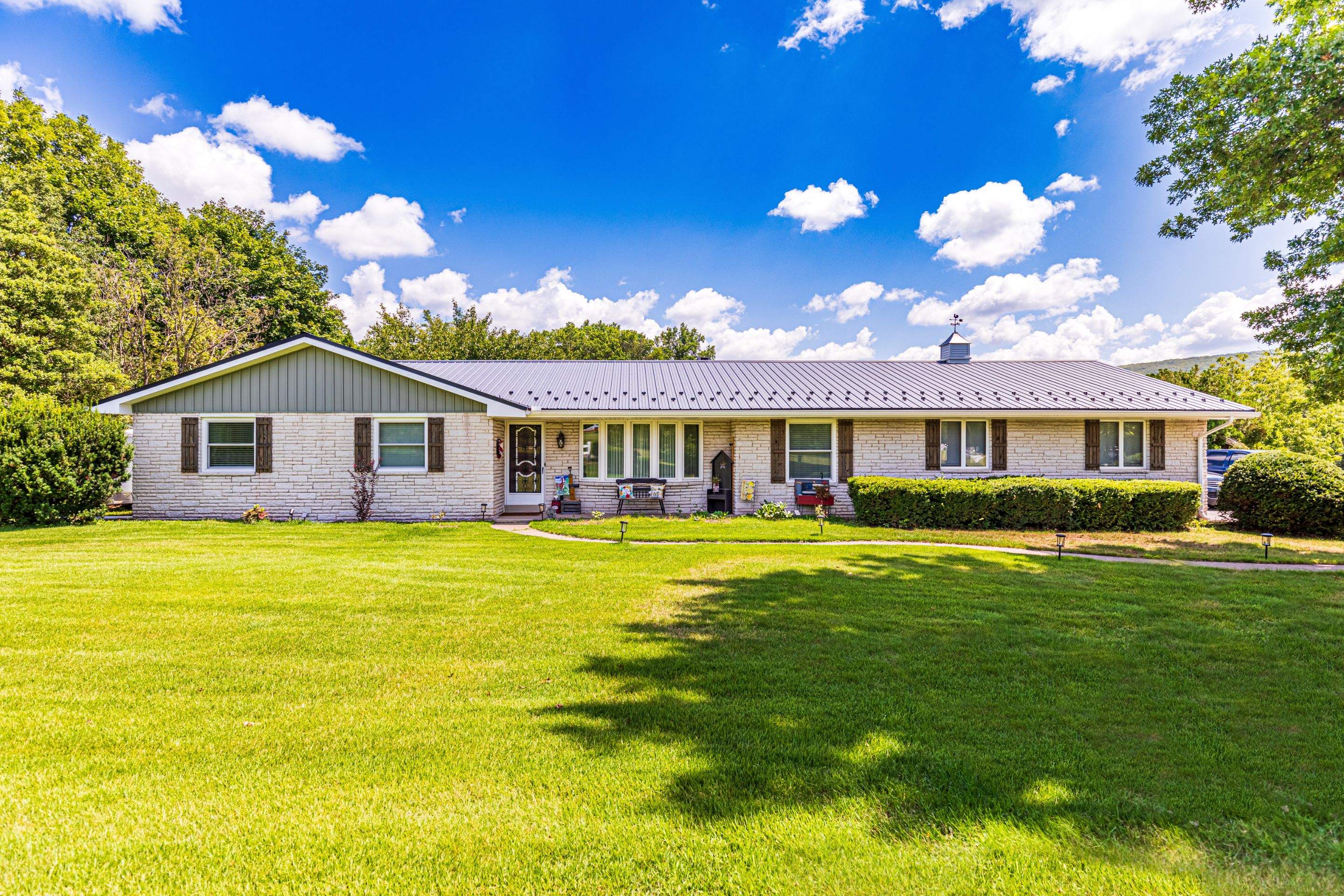 Esh Builders featured photo.