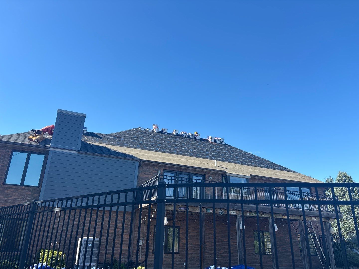 GAF Timeberline HDZ Charcoal by Titan Roofing and Exteriors Inc