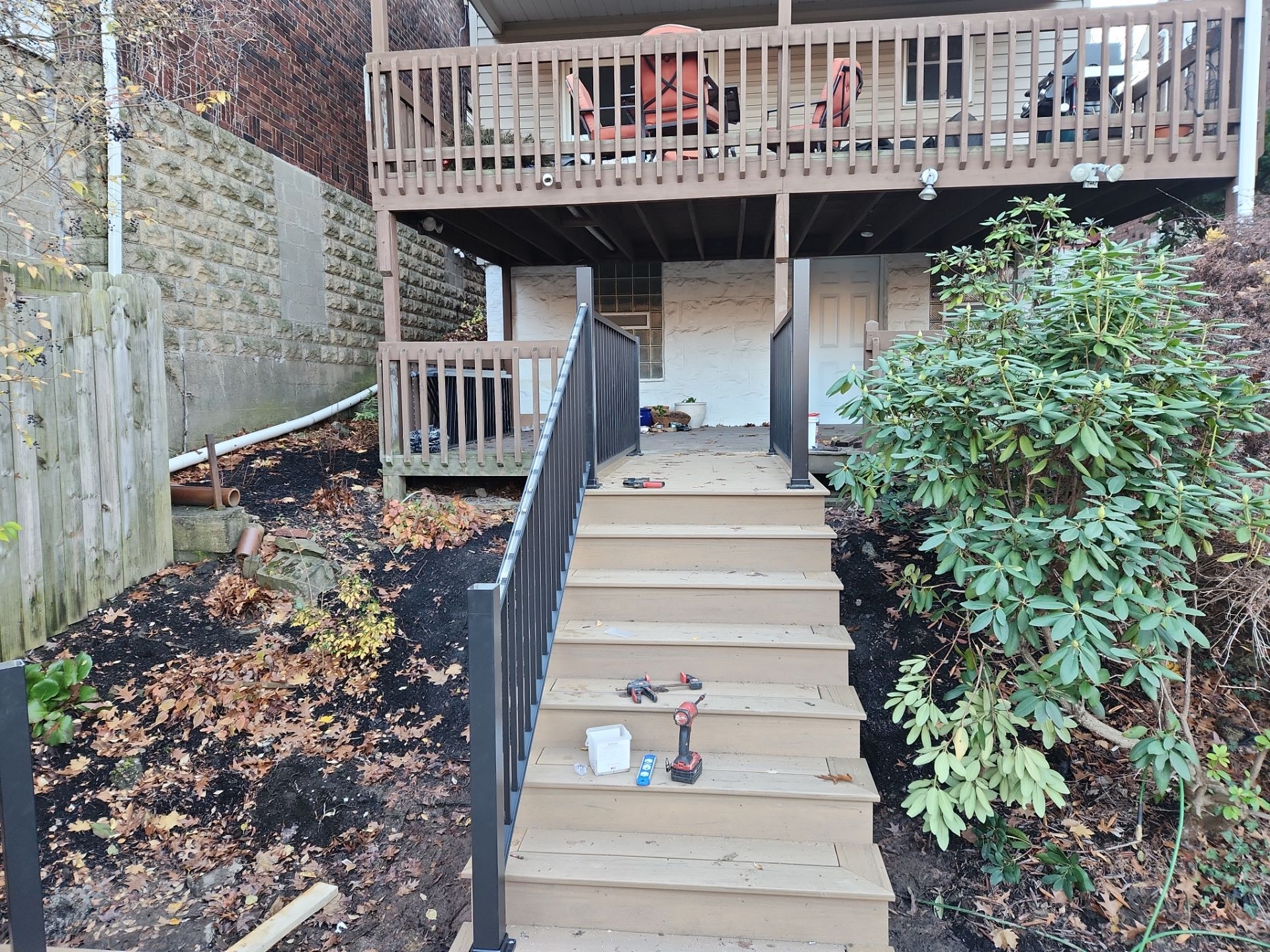 Deck by Cousins Roofing Siding & Decks