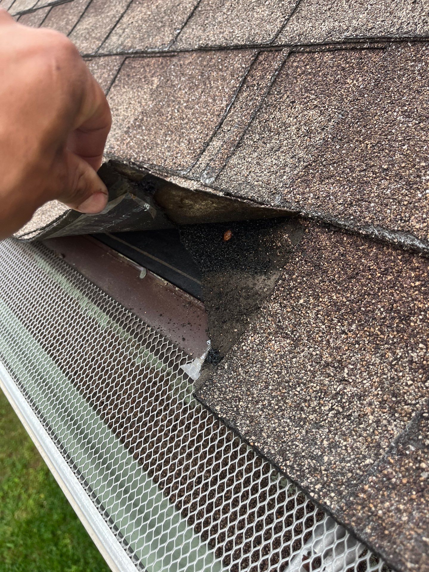 Hail Damage using Owen's Corning Duration (Lifetime) Shingles by Roof Repair Company