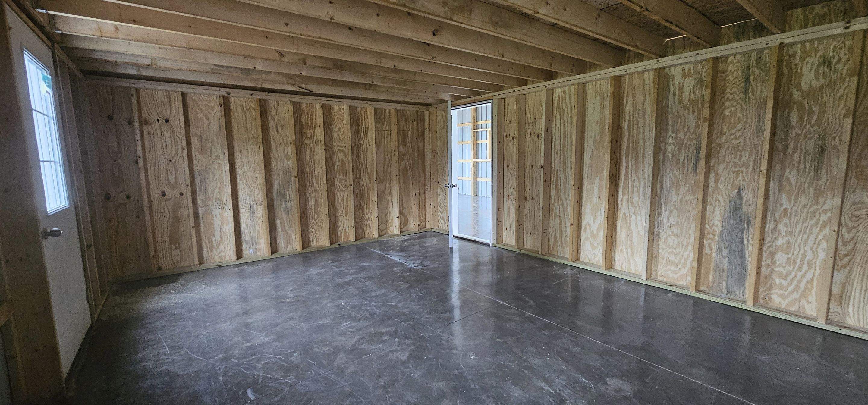 Polebarn  by Horst Custom Homes 