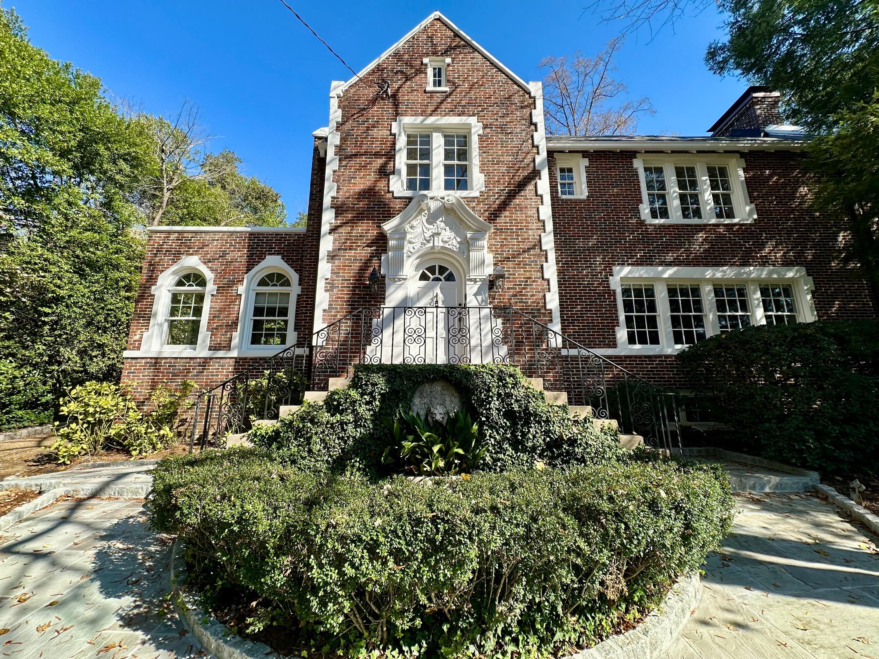 Historic House Brought To Life by Atlanta's Paint Doctor