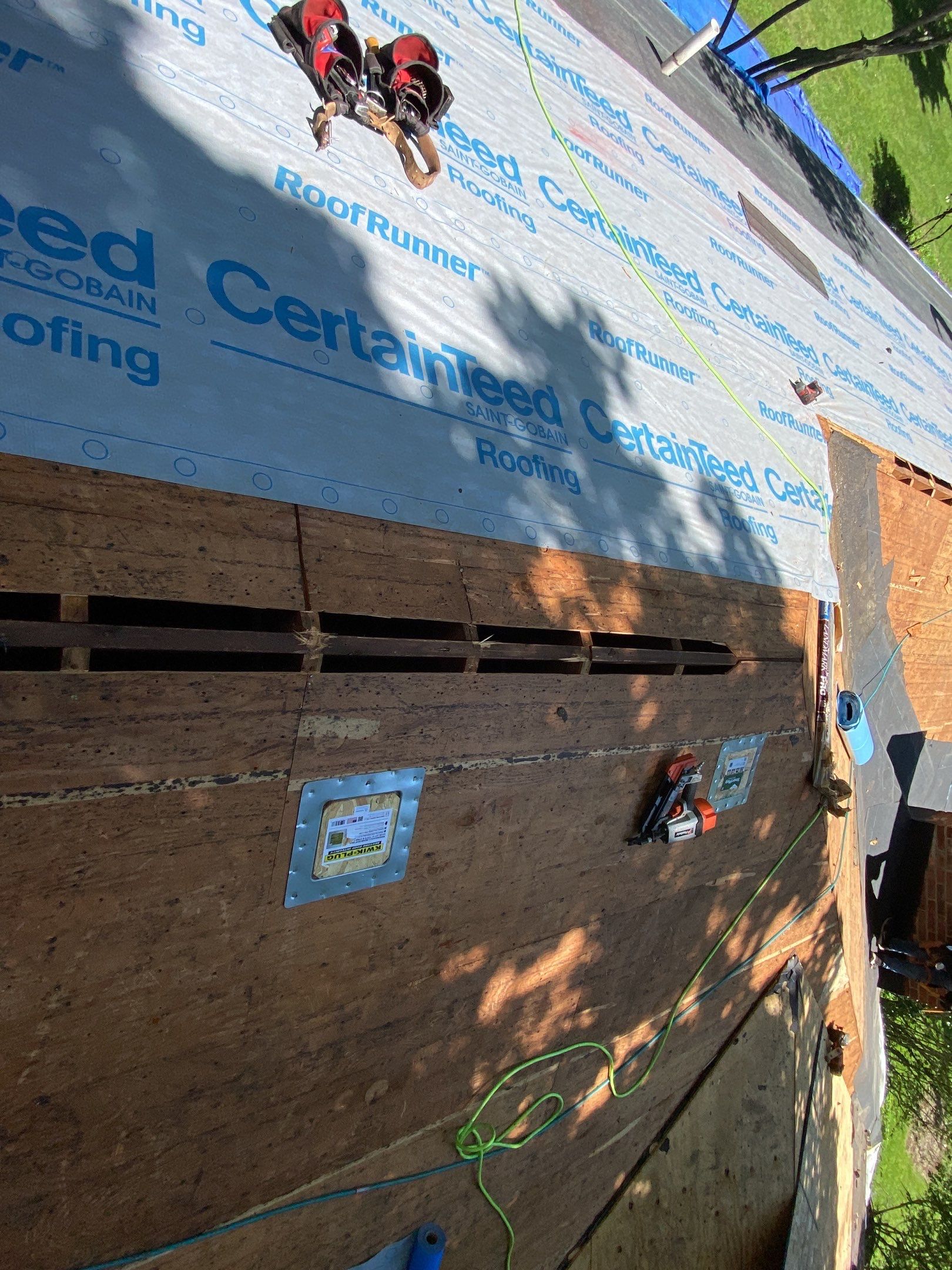 Roof Replacement using CertainTeed Landmark by 180 Contractors