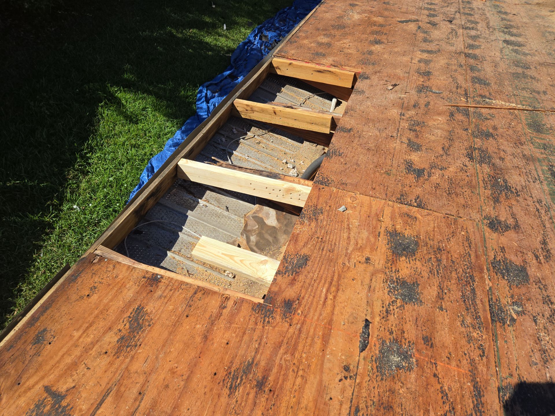 Project in St. Petersburg 33702 by Mitchell Roofing Company LLC