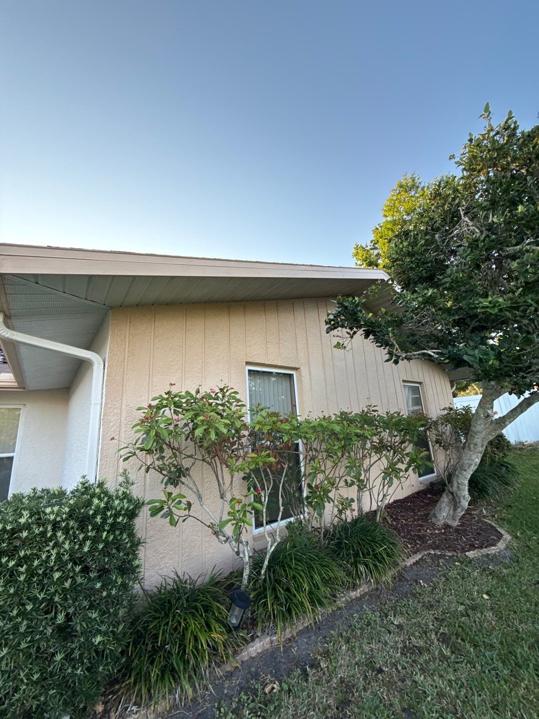 Project in Largo 33770 by Mitchell Roofing Company LLC 
