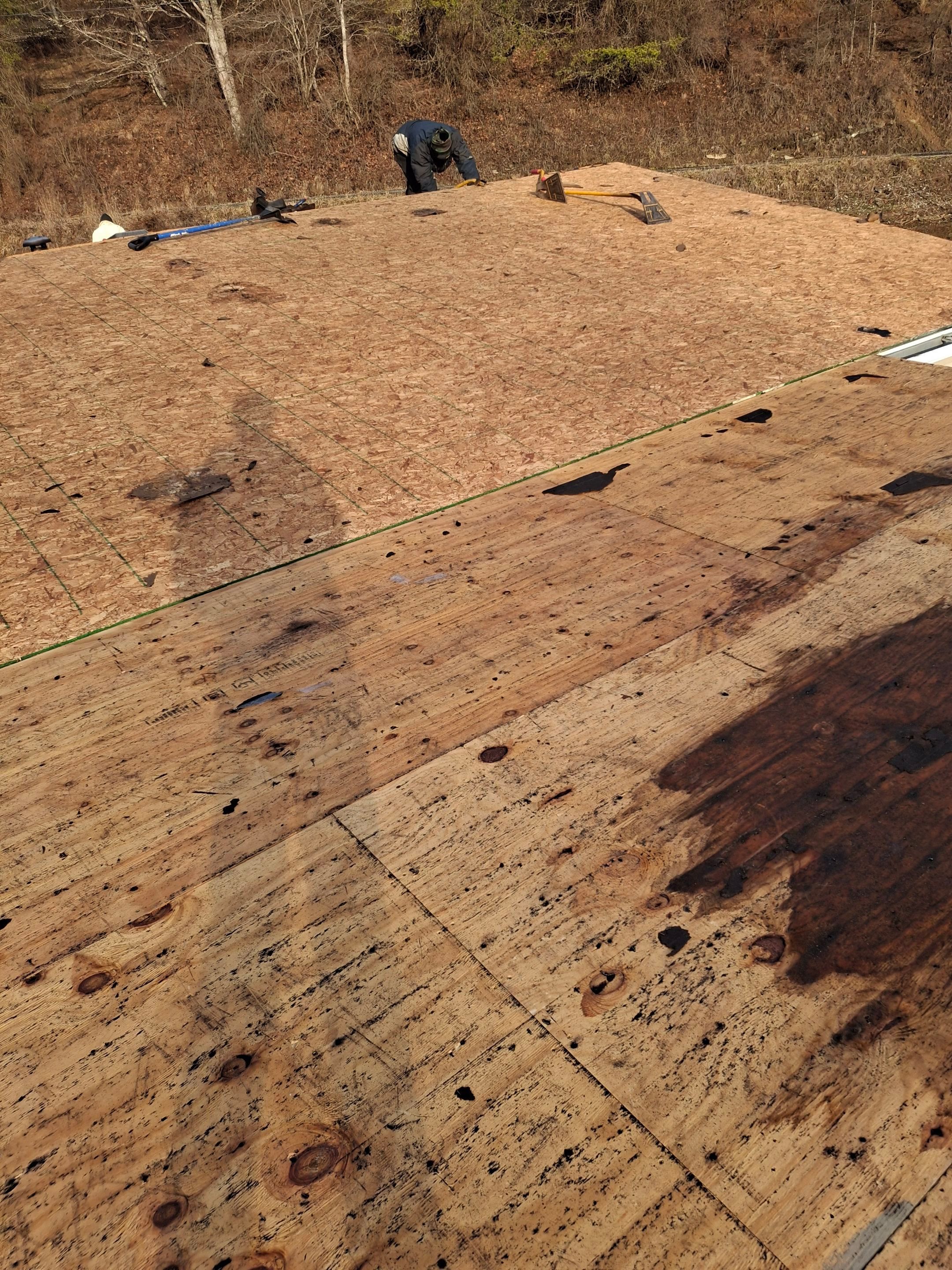 Residential Roofing Installation using GAF Timberline HDZ Charcoal by Rainstoppers Roofing