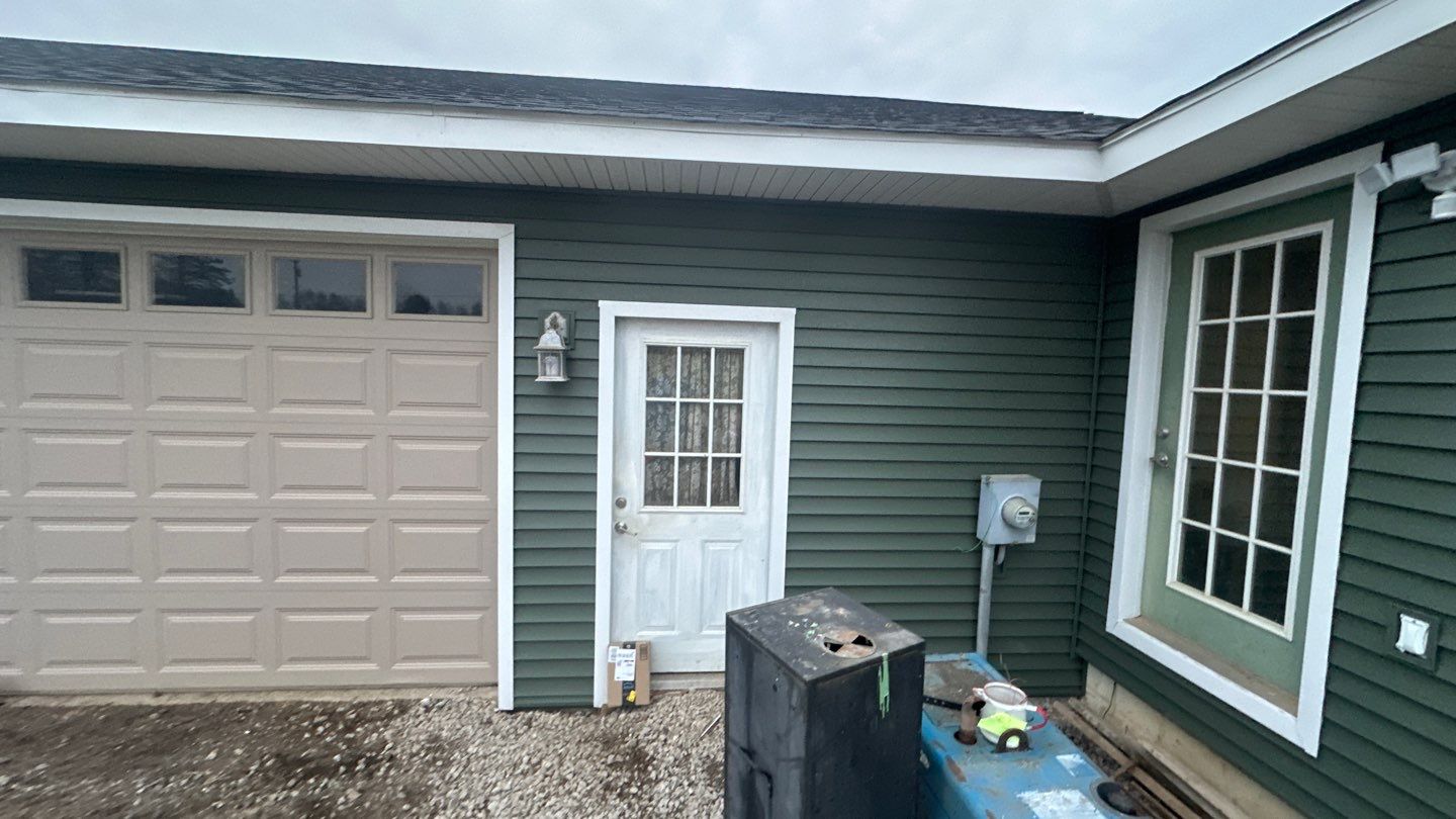 Siding Replacement using CertainTeed Restoration Classis D4 by 180 Contractors