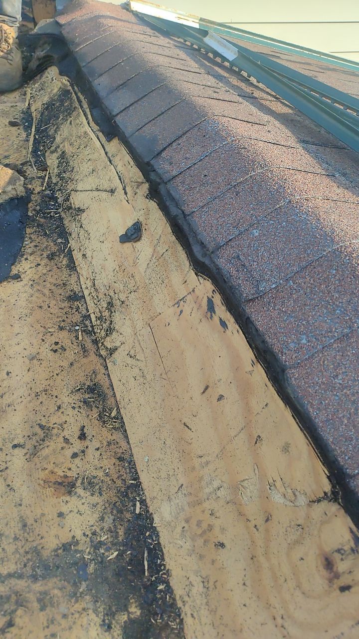 First Assembly of God, De Queen, Arkansas by Hostetler Roofing