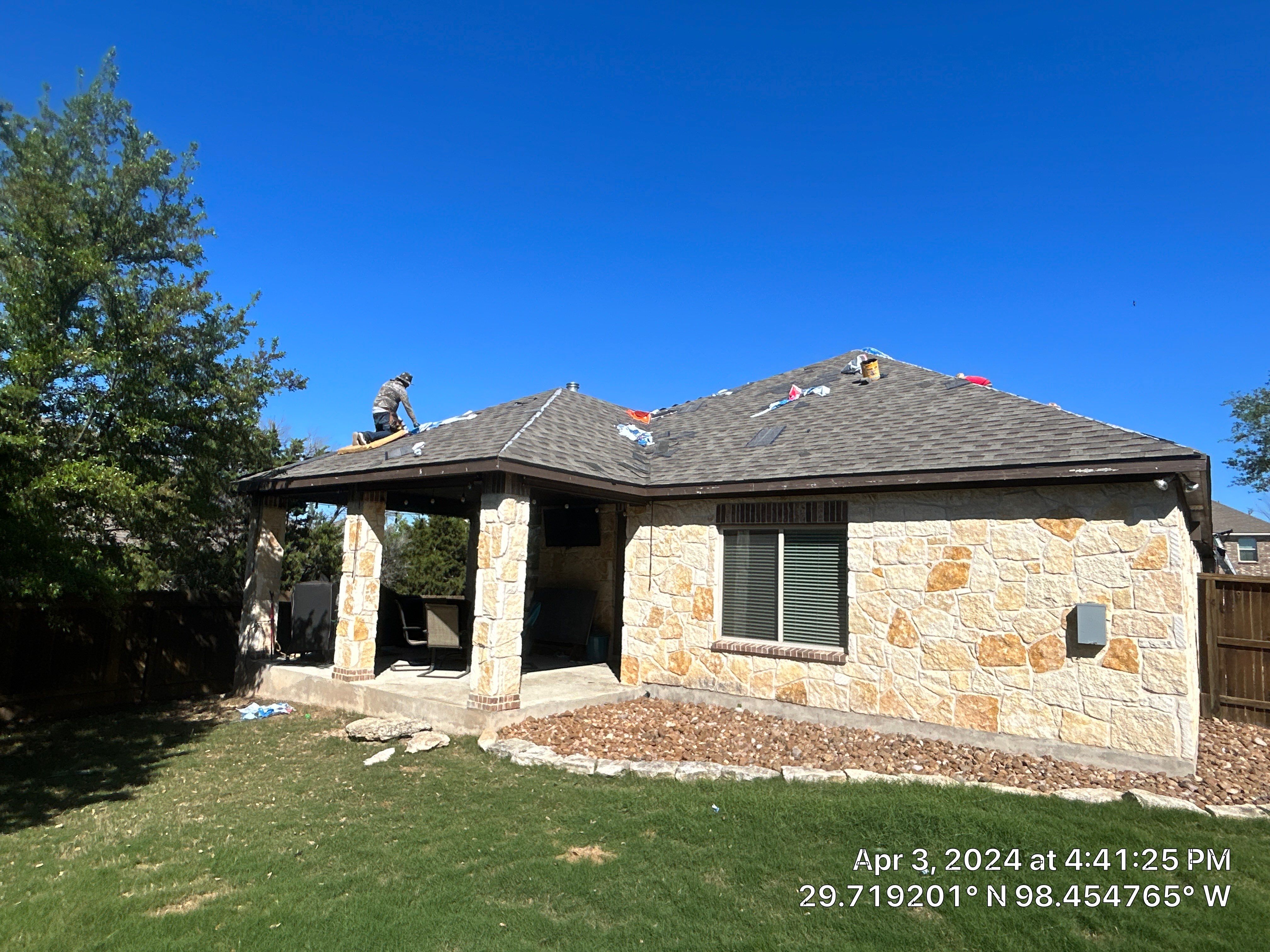 Solar Panel Installation using GAF Solar by Twin Hammers 