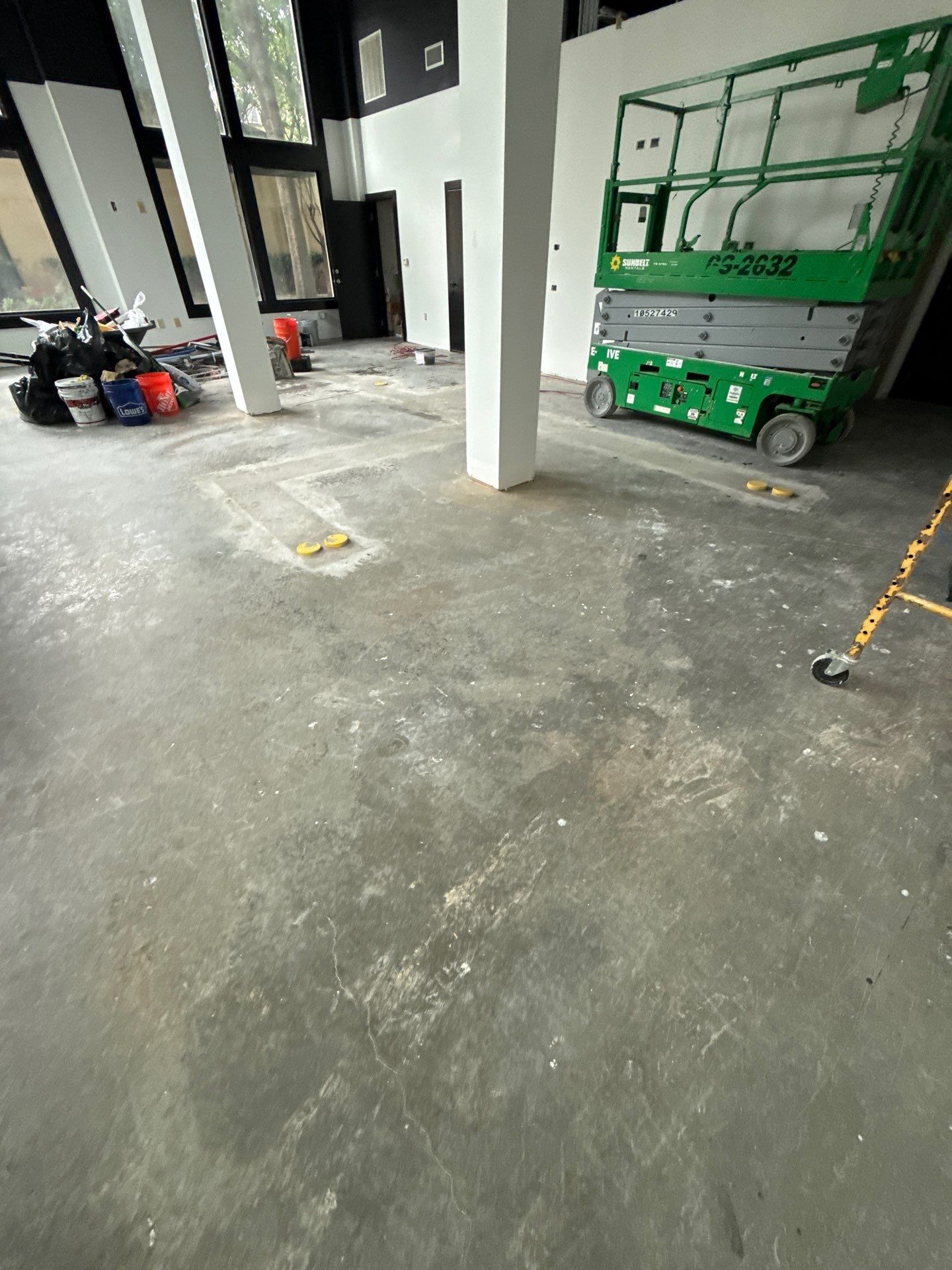 Commercial Retail Build Out for Verizon Mobile in Atlanta by Mark Allan Contracting