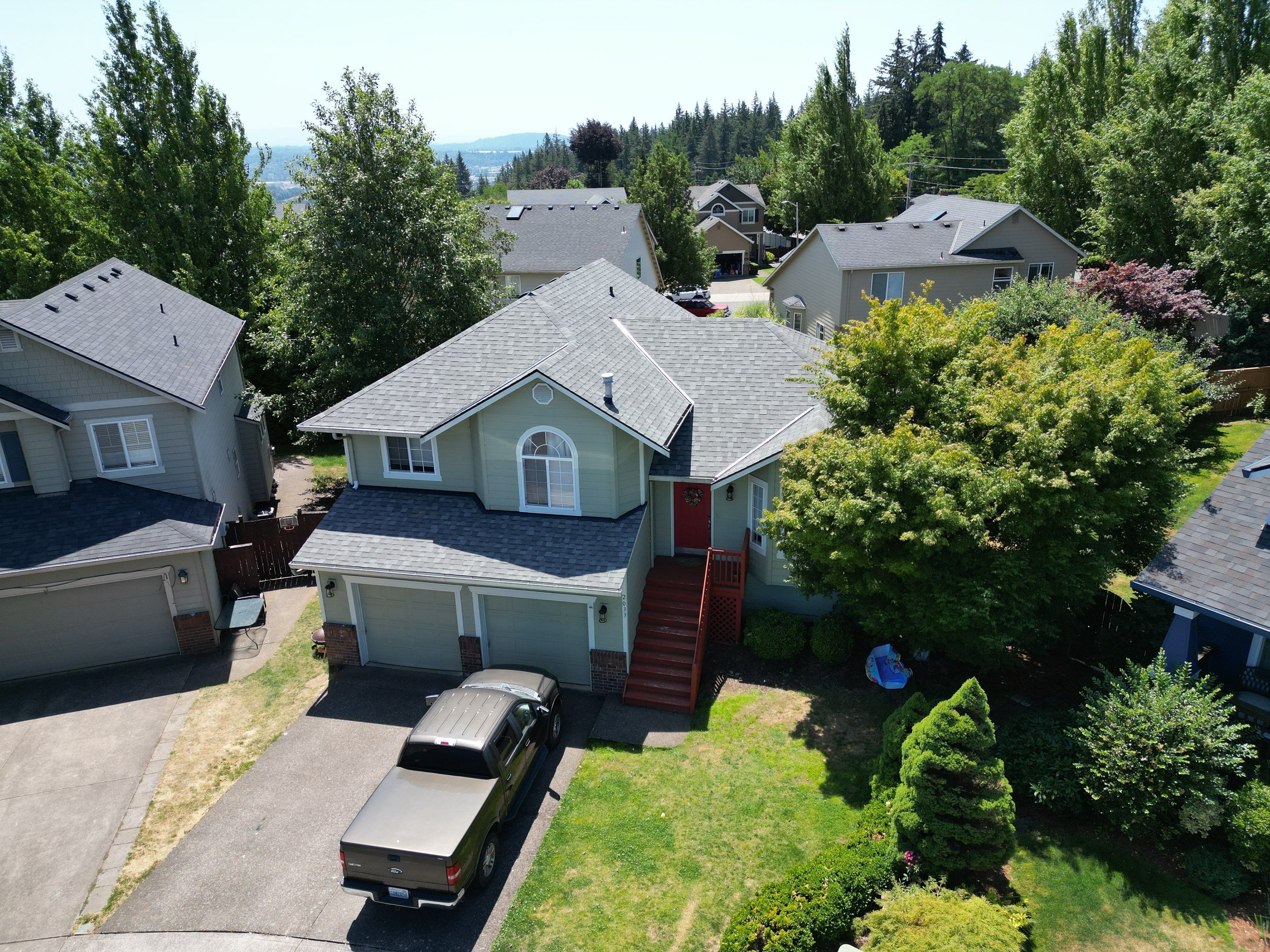 Residential Roofing Installation using Asphalt Shingles by Vitan Construction LLC 
