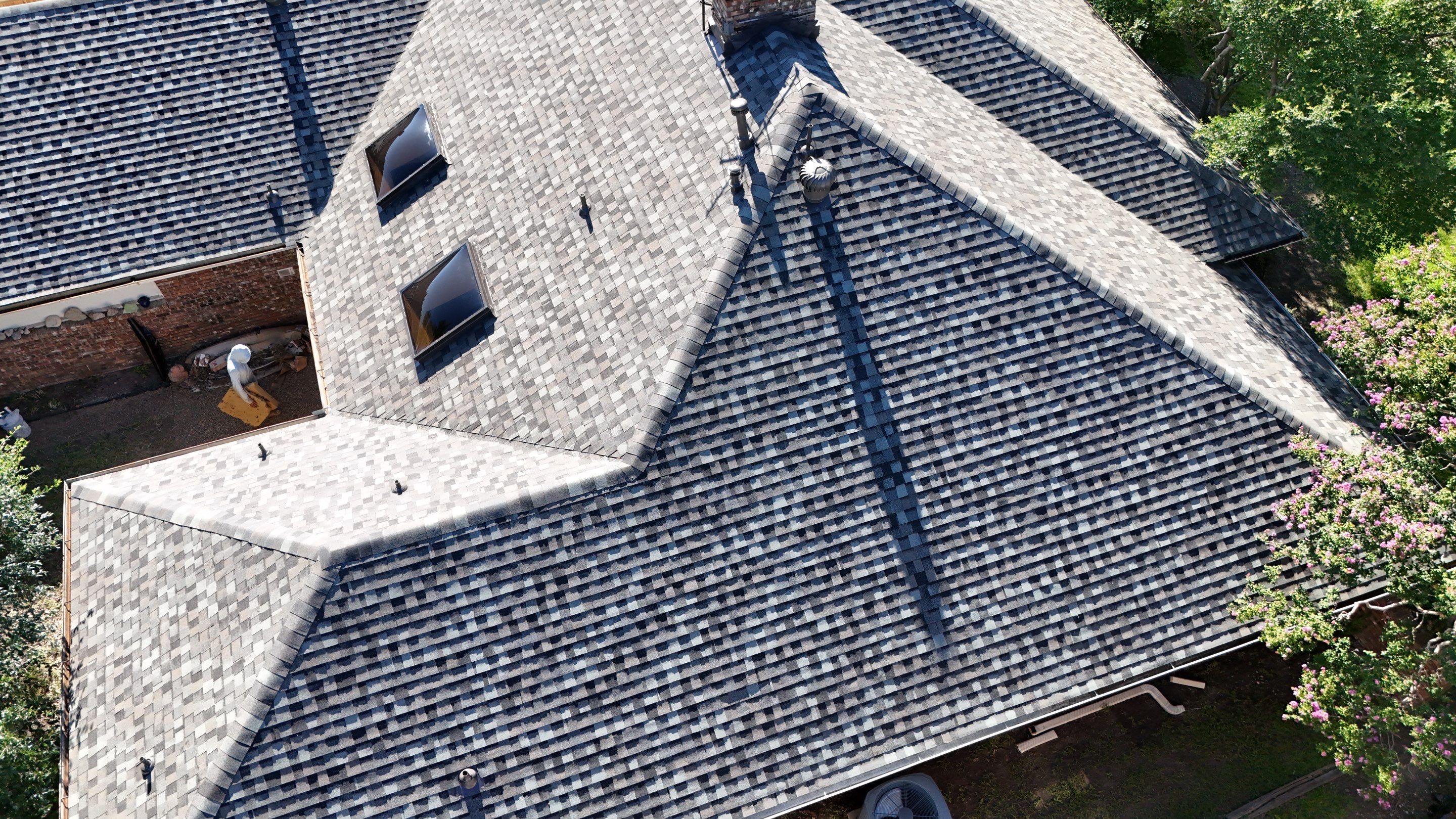 Project in Dallas by Armor Roofing | Exteriors