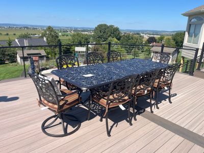 Hanamint Dining Set