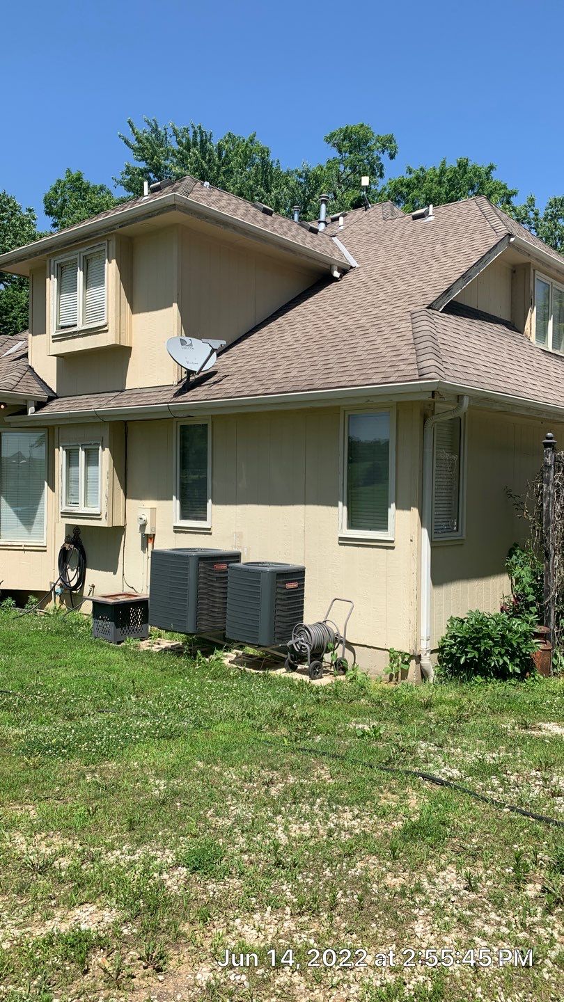 Complete Home Makeover  by EEC  Windows, Siding & Roofing 