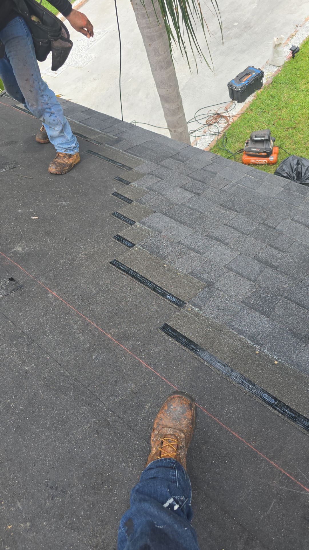 Shingle Roof Replacement in Pompano Beach – Expert Craftsmanship & Impressive Service by Aastro Roofing