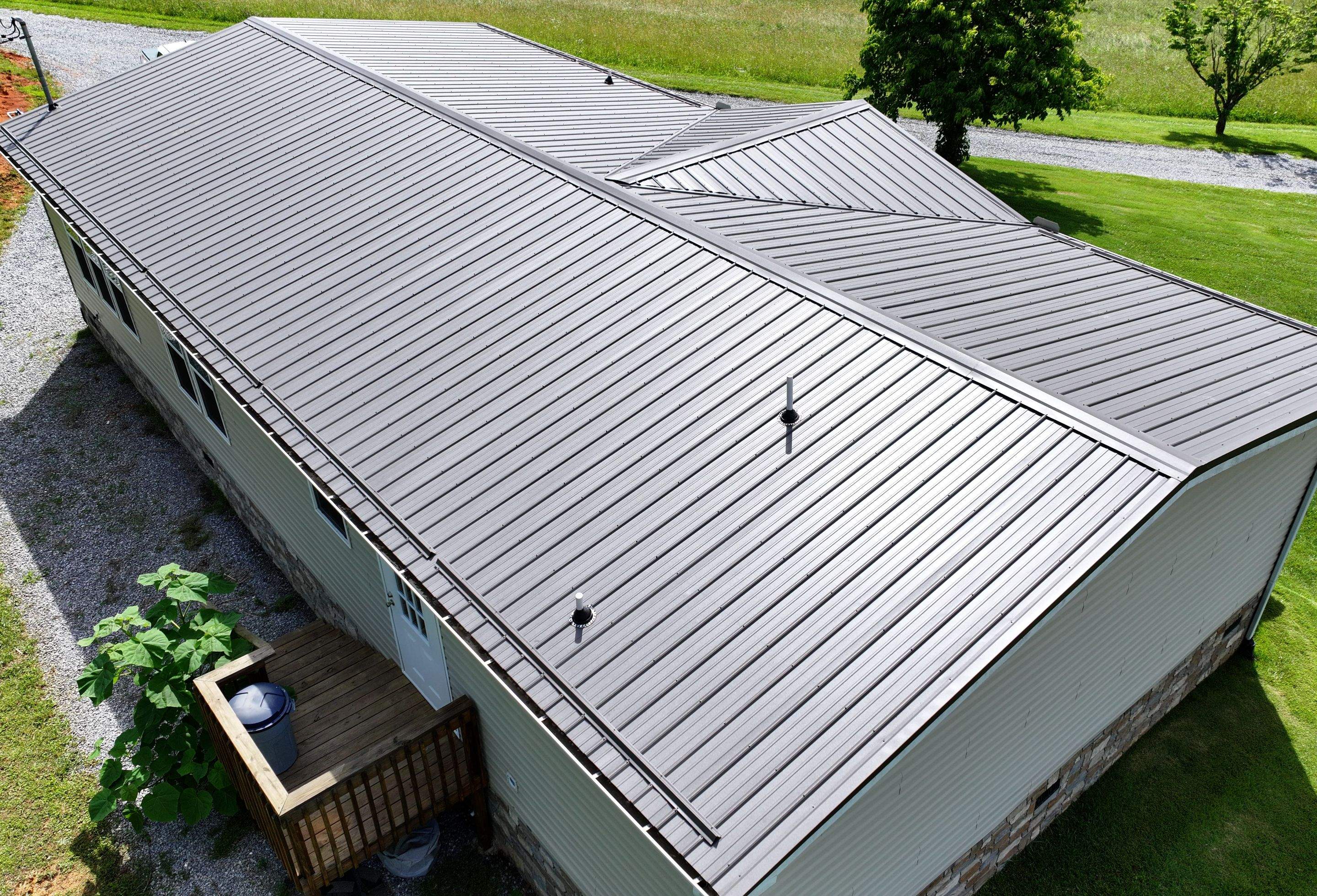 Williams Residence by Omnia Roofing