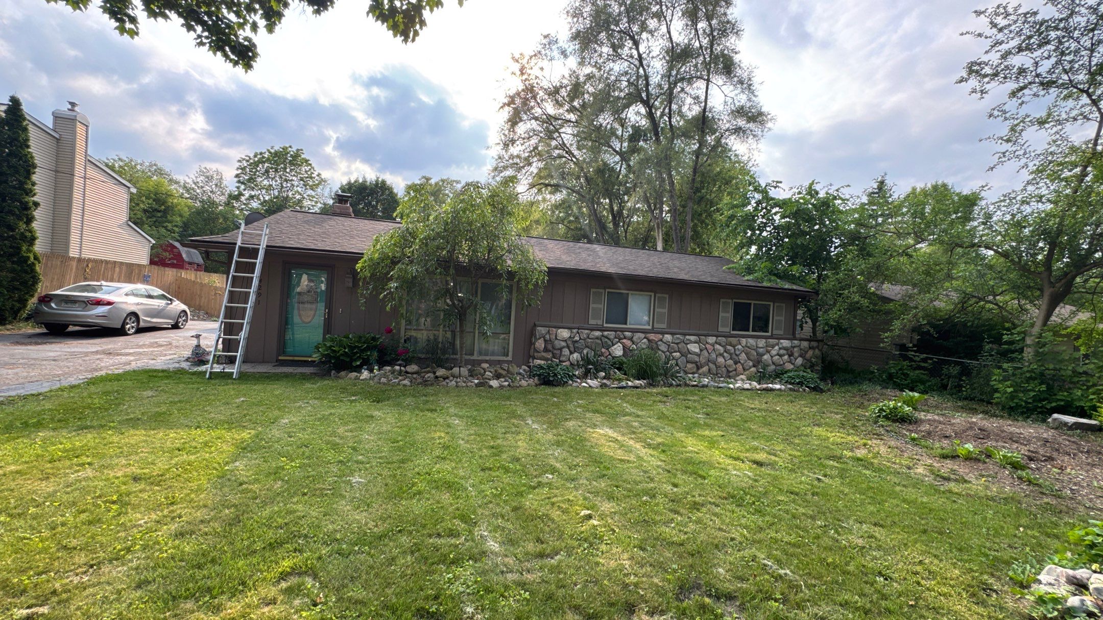 Roof Replacement using Owens Corning Summer Harvest by 180 Contractors