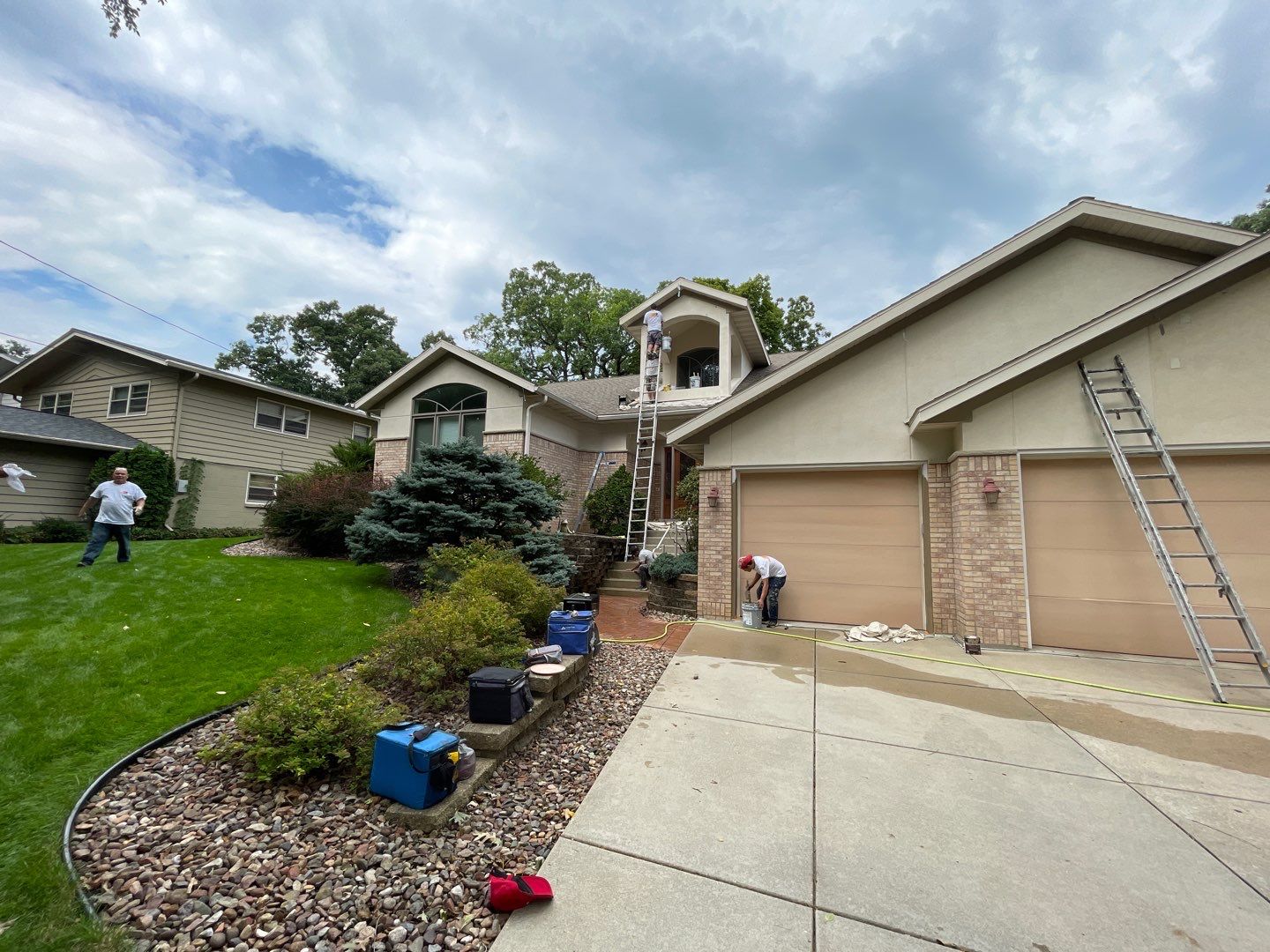 Megna Crew Showcase by Megna Painting