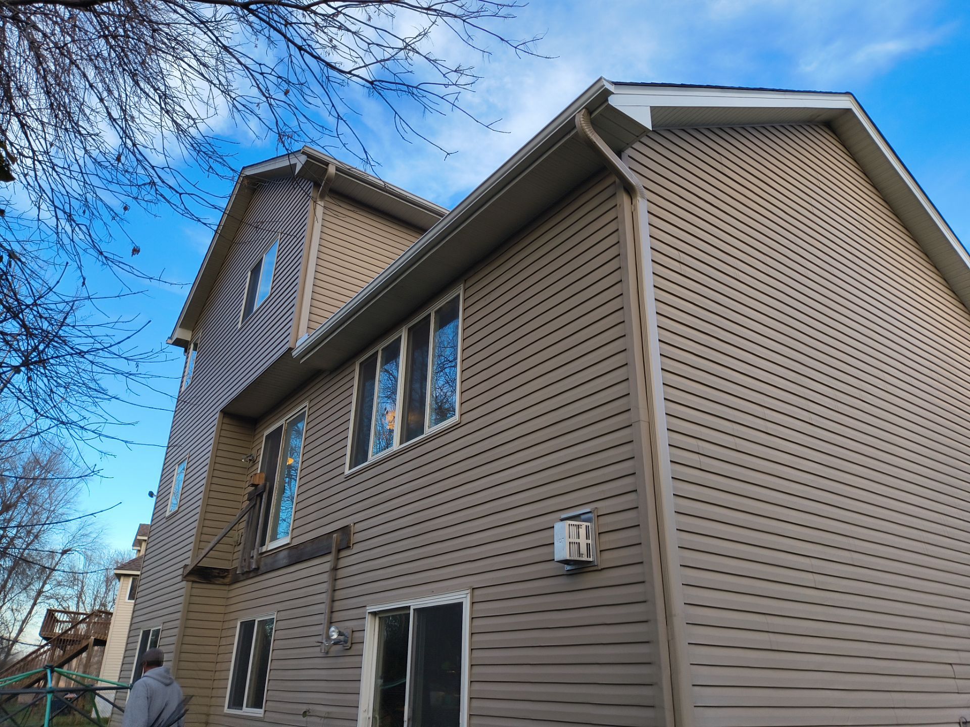 5-Inch Gutter Installation with Leaf Exterminator Gutter Guards – Forrest Lake, MN by Next Level Seamless Gutters / Exteriors Inc.