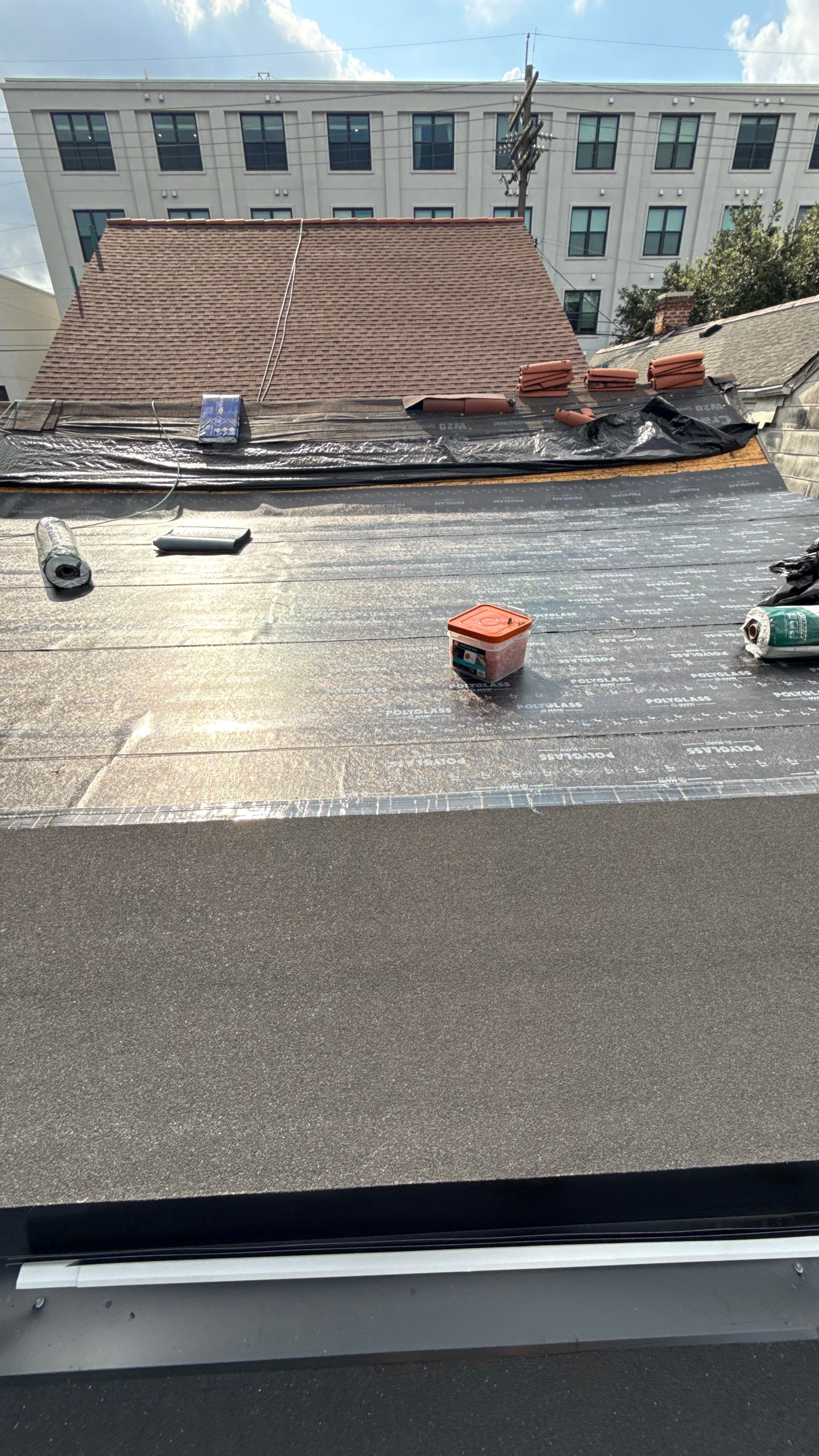 Roof Replacement in New Orleans by HDS Contractors